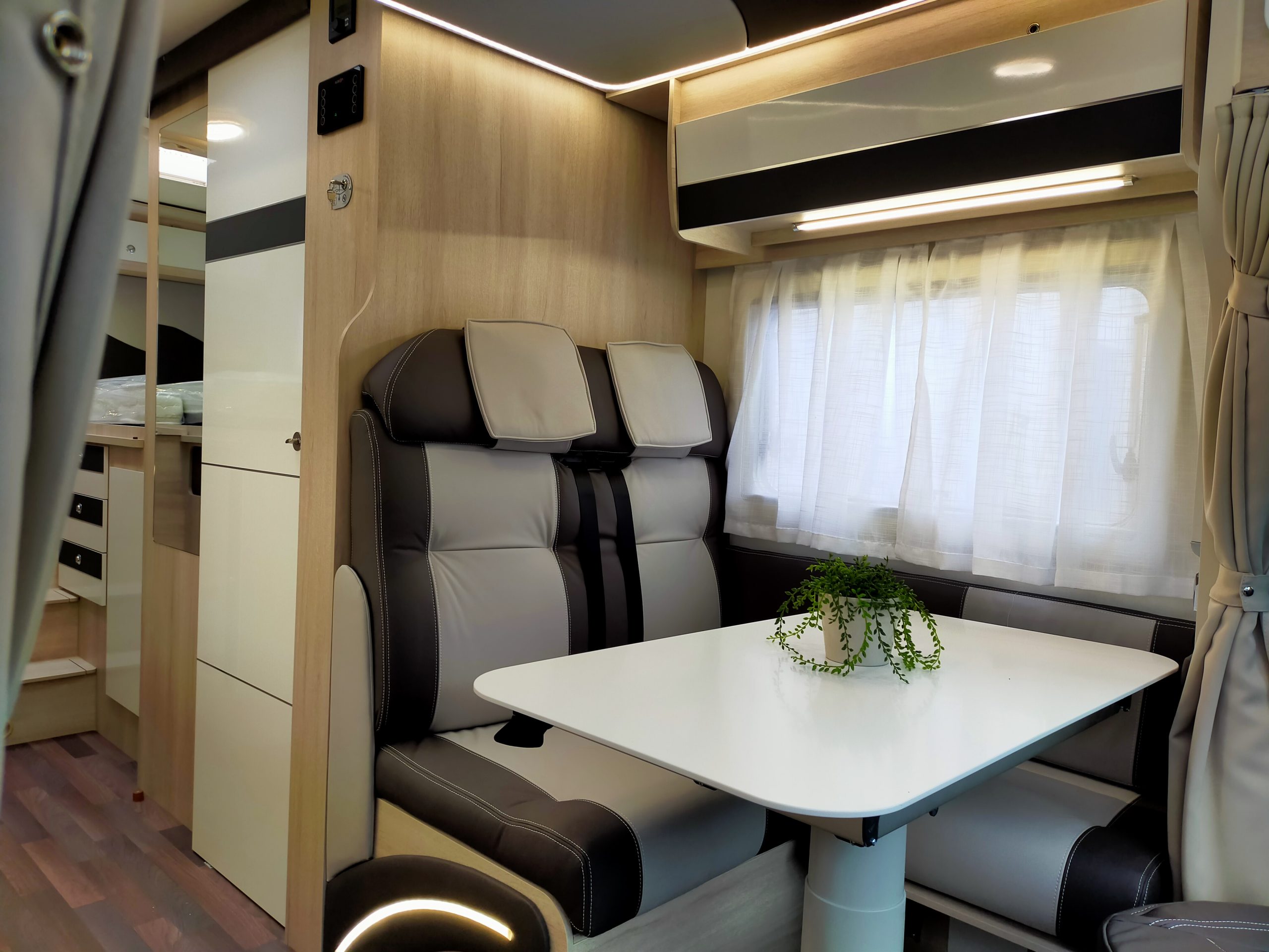 Sun Driver T690 Enkelebedden en hefbed