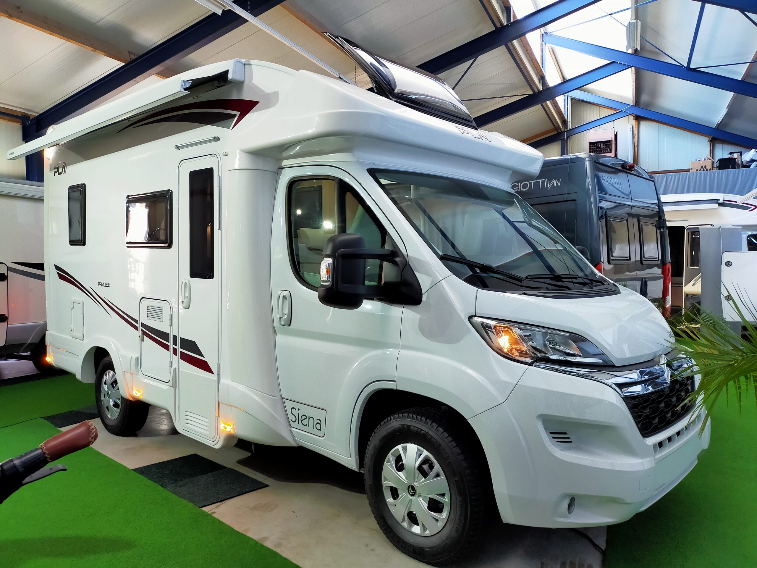 PLA Siena 330 Fransbed en hefbed