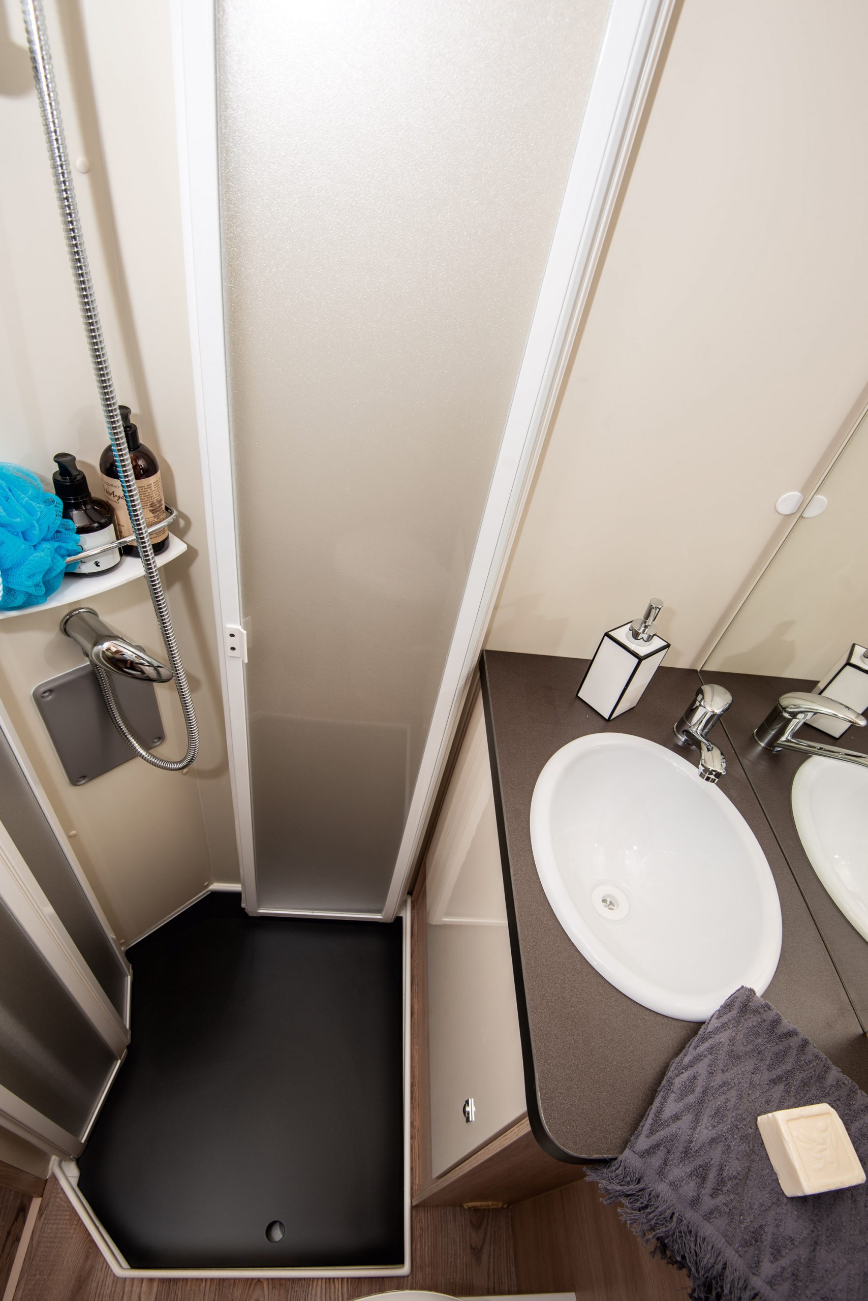 PLA Siena 385 Enkelebedden en hefbed