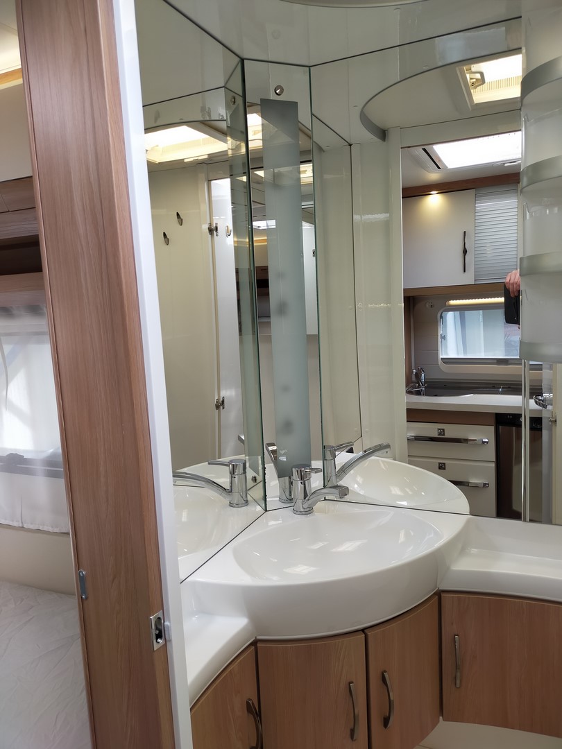 Hobby de Luxe 460 UL