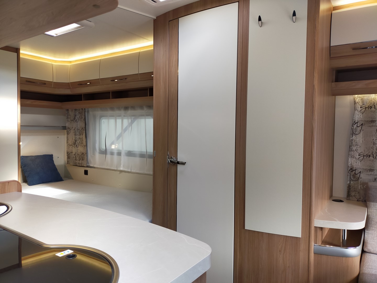 Hobby de Luxe 460 UL