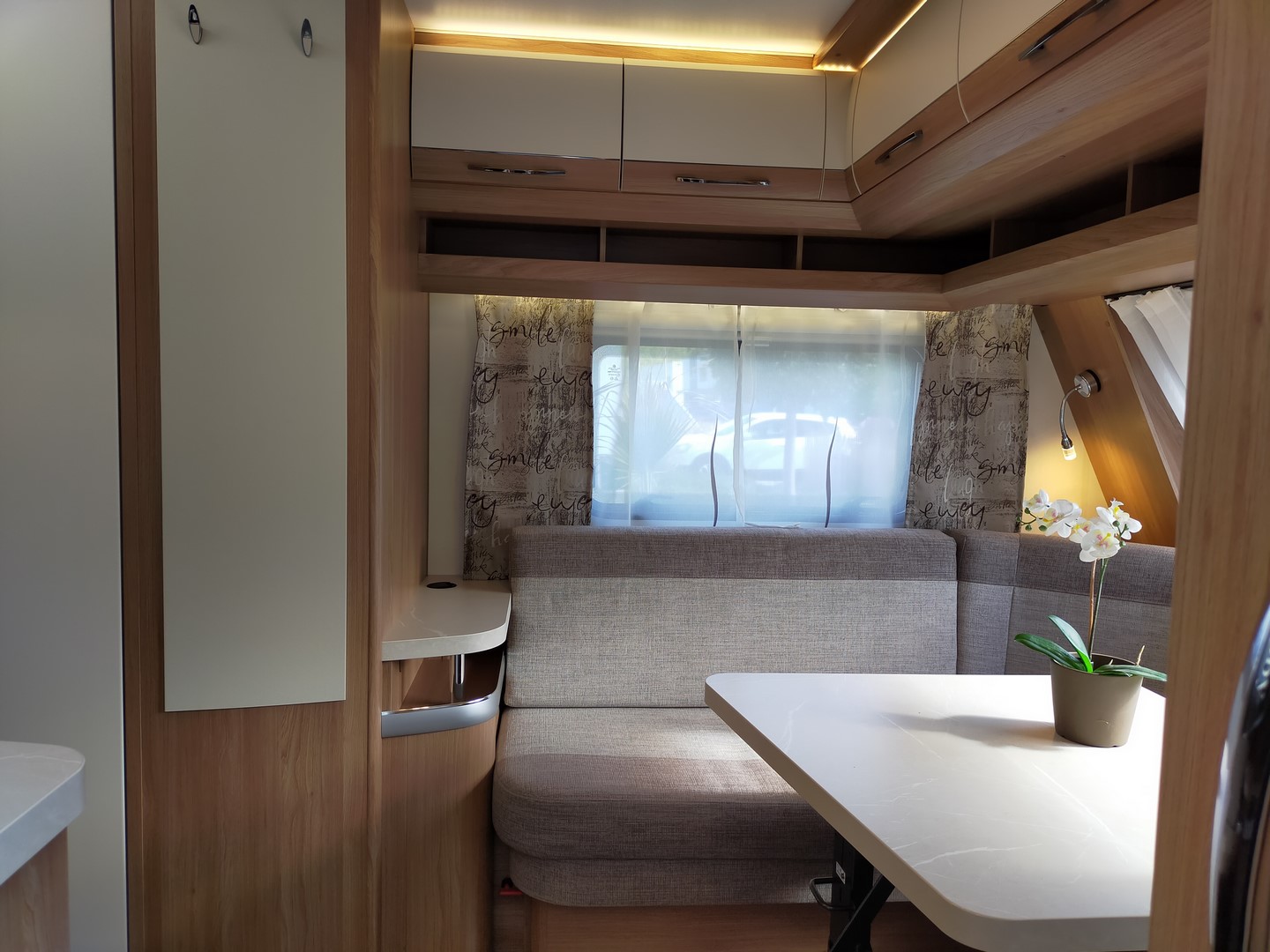 Hobby de Luxe 460 UL