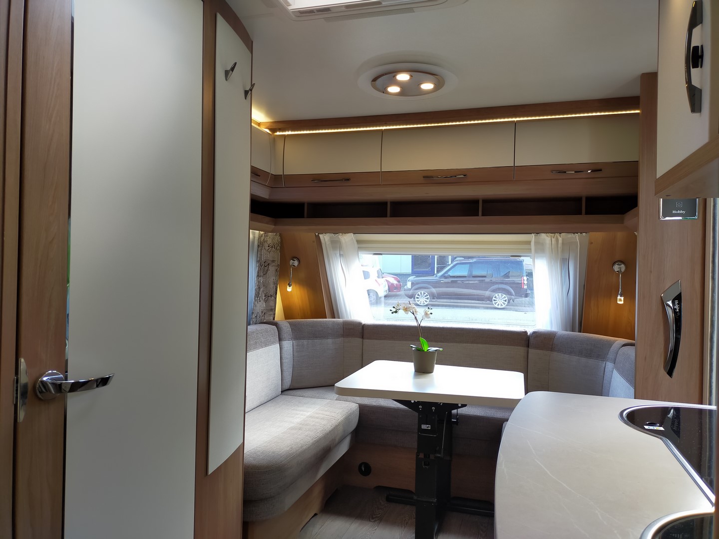 Hobby de Luxe 460 UL