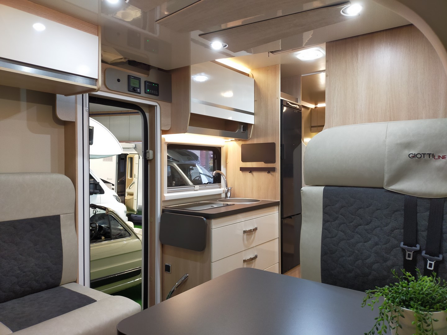 GiottiLine Siena 385 enkelebedden met hefbed 5 pers.