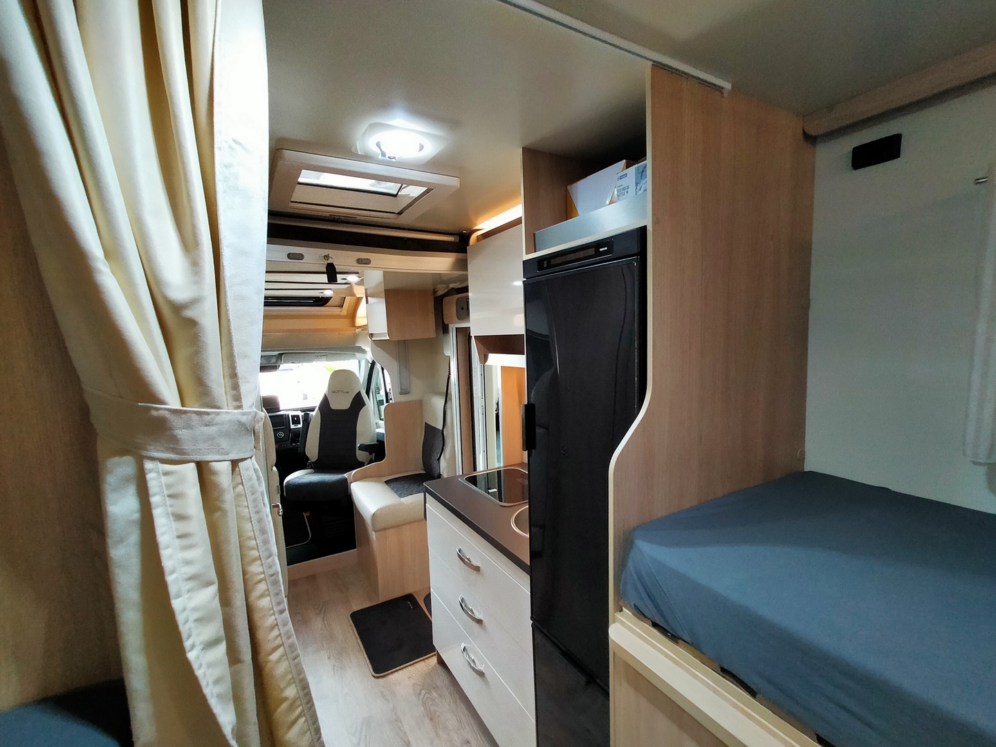 GiottiLine Siena 385 enkelebedden met hefbed 5 pers.