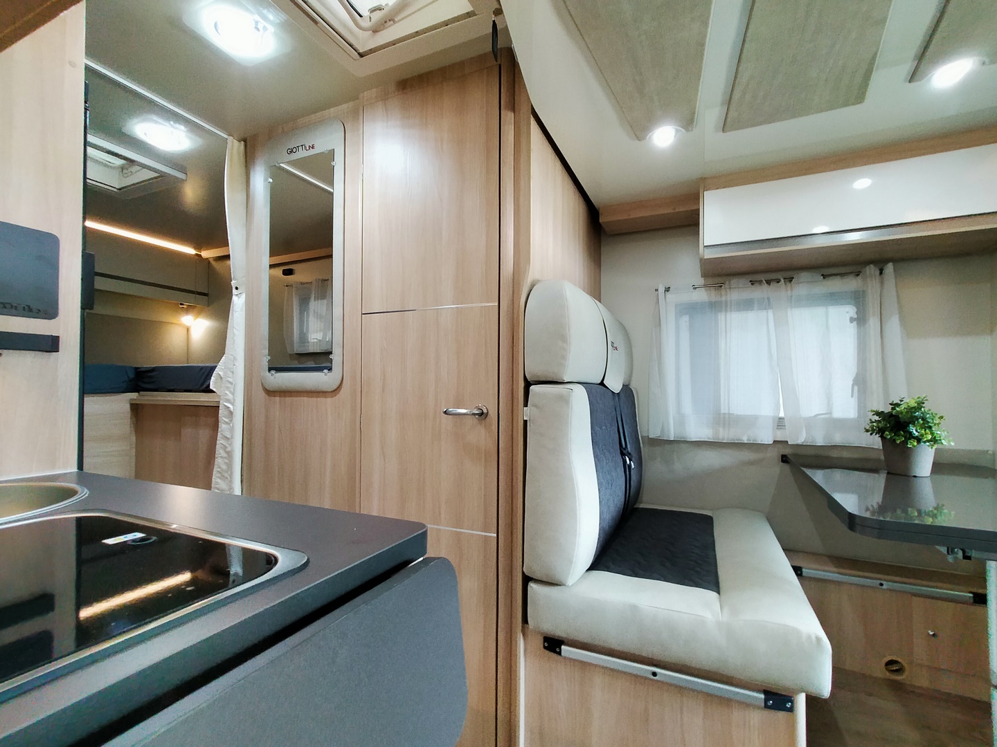 GiottiLine Siena 385 enkelebedden met hefbed 5 pers.