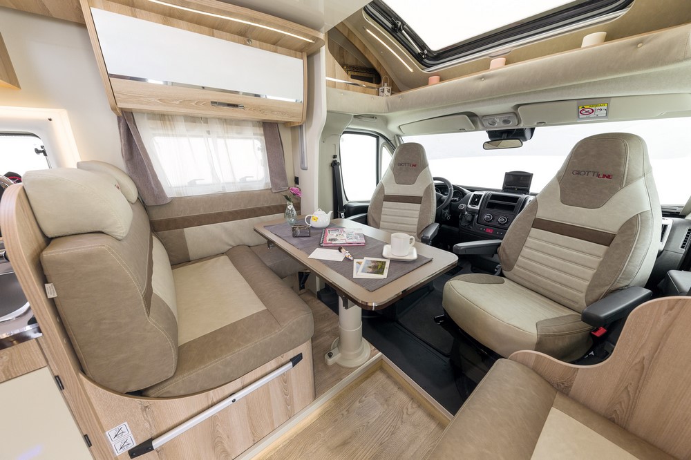 GiottiLine Therry T37 enkelebedden/lengtebedden en hefbed 5 persoons!