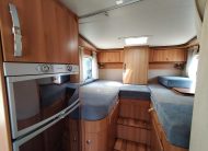 Hymer T674 CL Excusive Line Lengtebedden