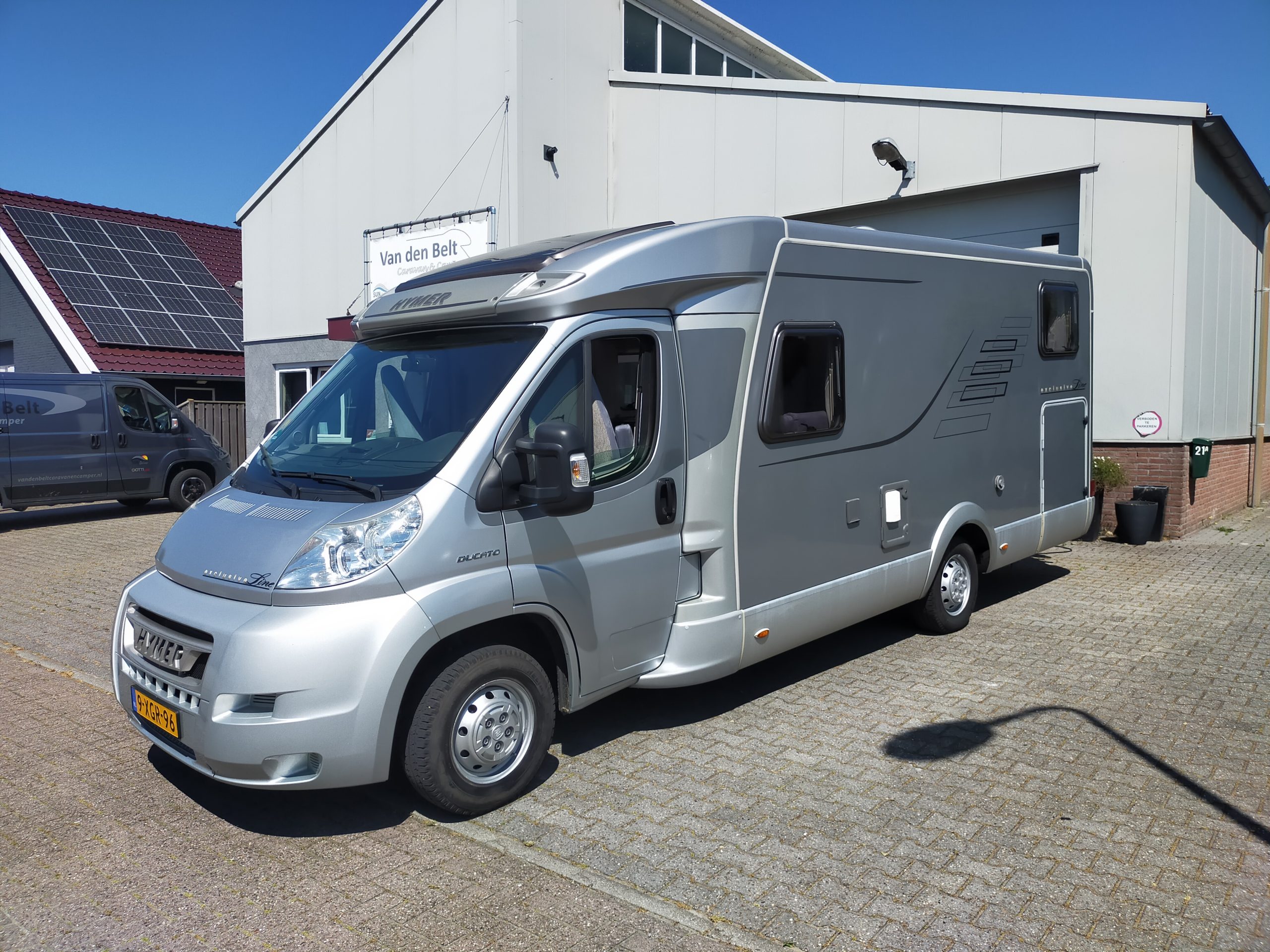 Hymer T674 CL Excusive Line Lengtebedden
