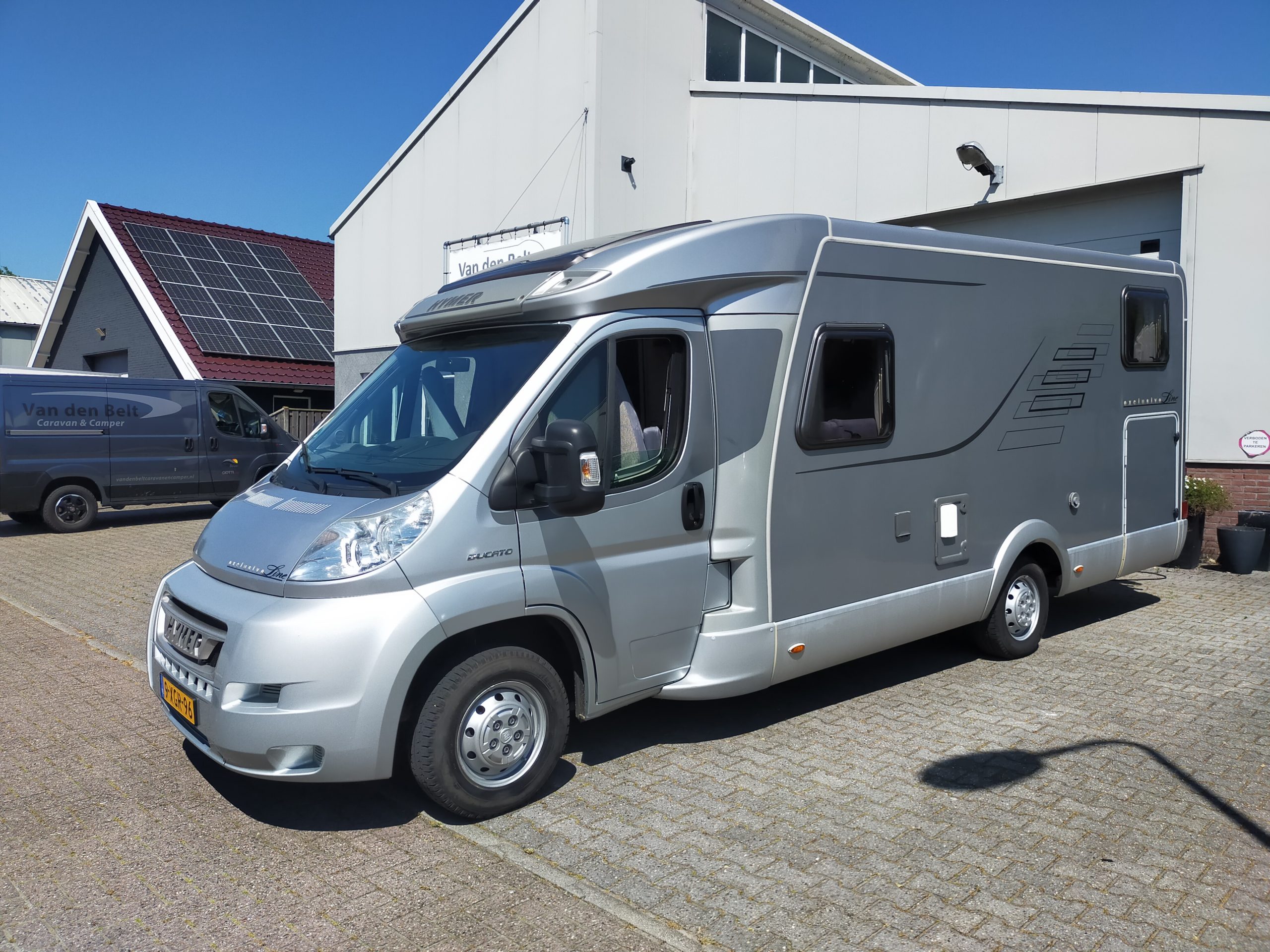 Hymer T674 CL Excusive Line Lengtebedden