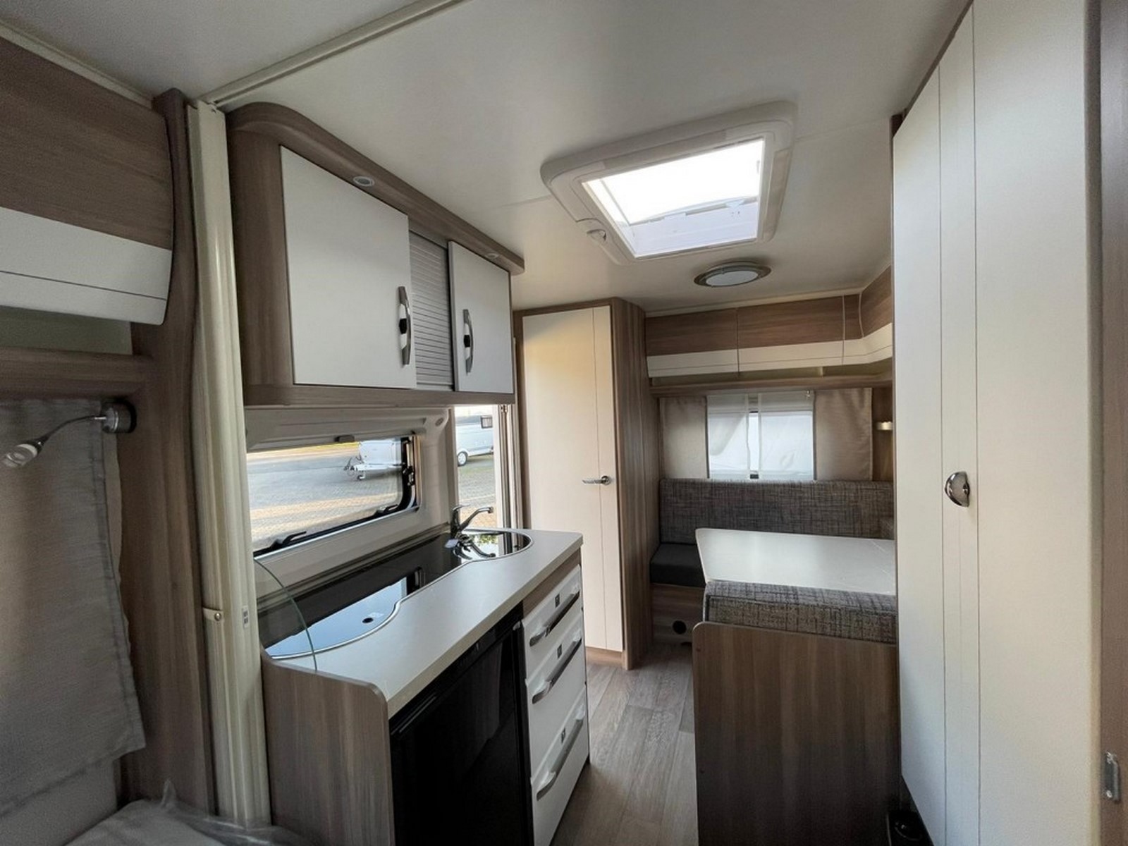 Hobby Ontour 390 SF Nieuw!