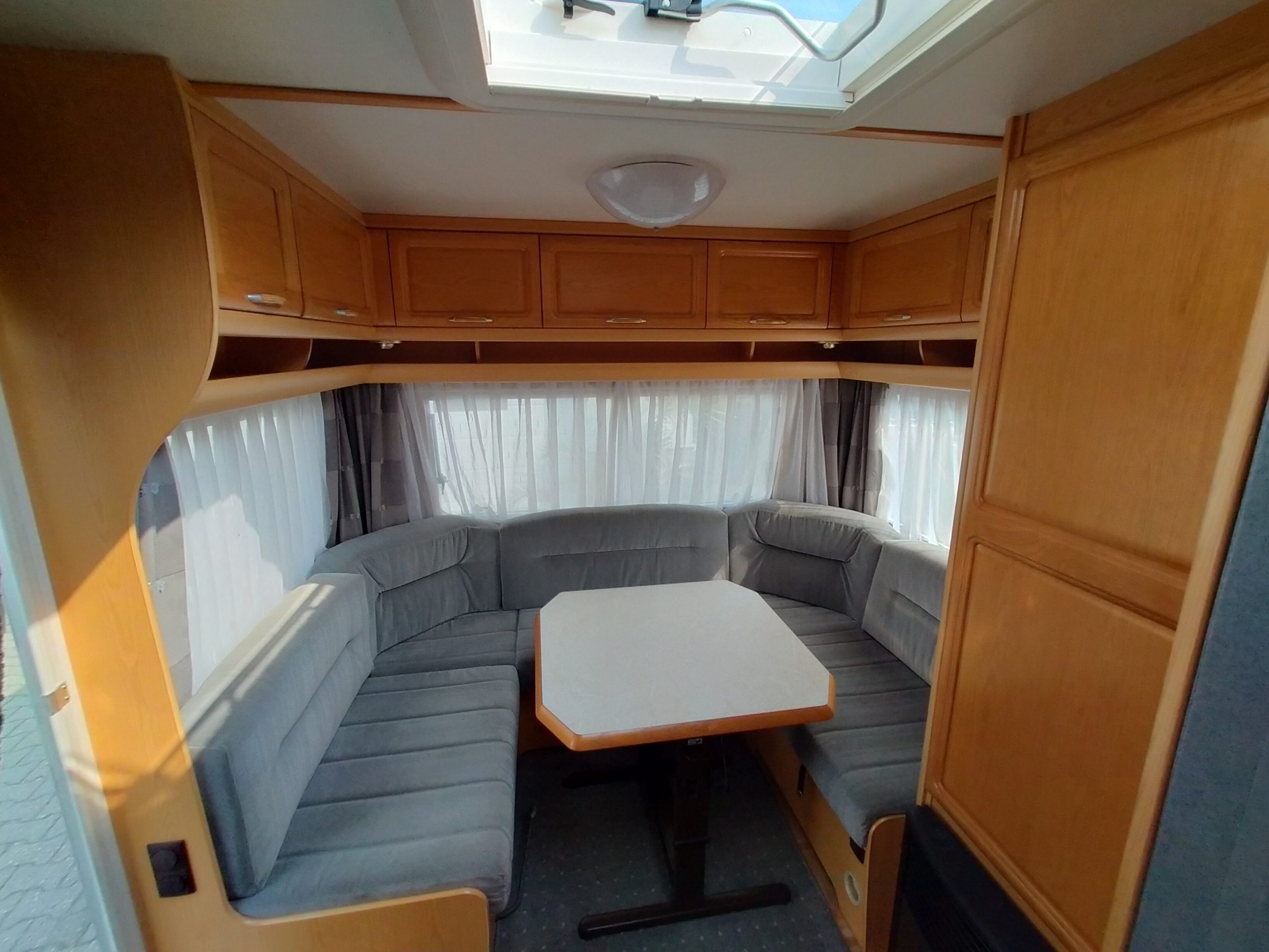 Fendt Platin 510 TG enkelebedden en rondzit