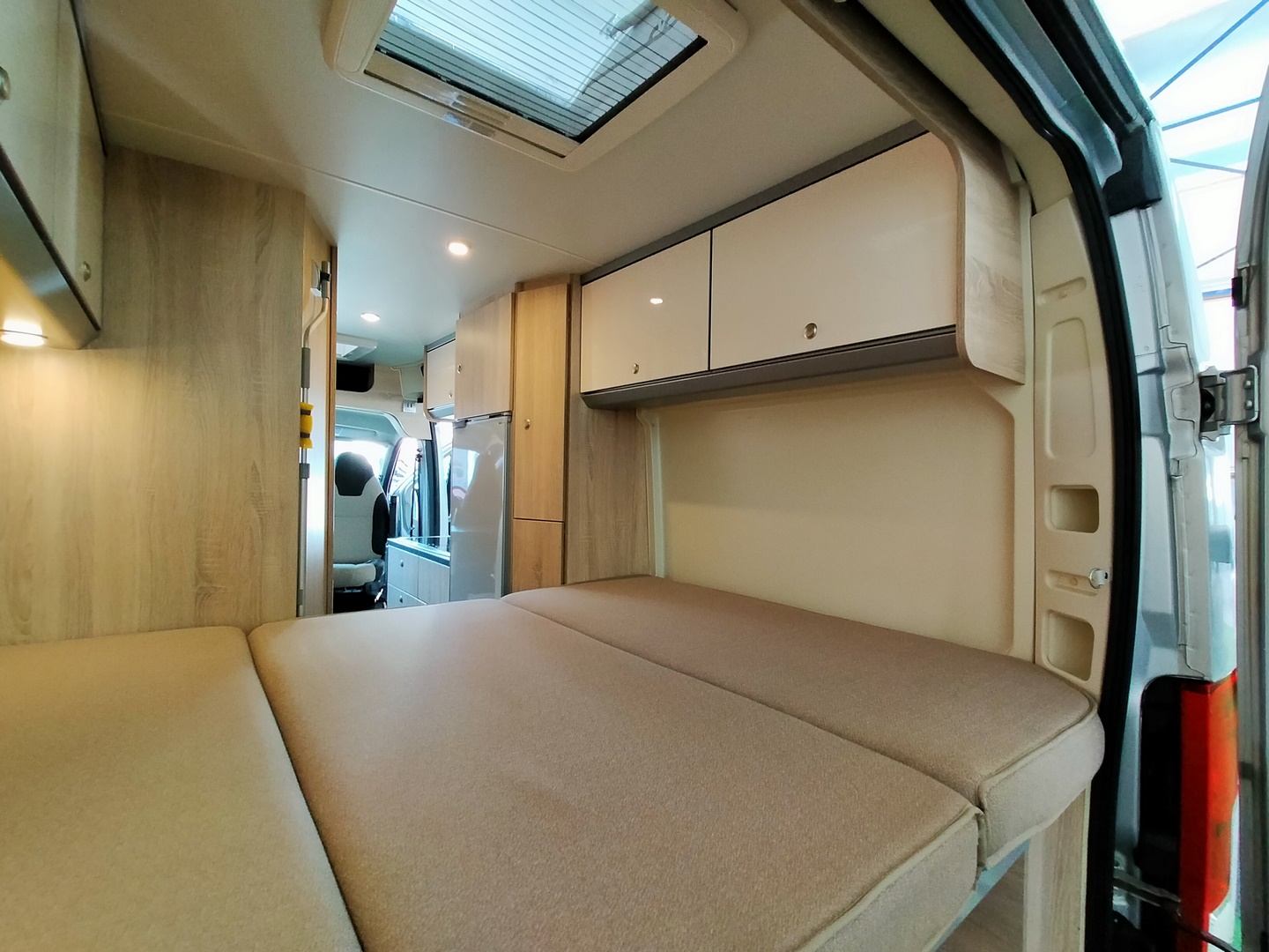 Clever Van Buscamper 599 cm