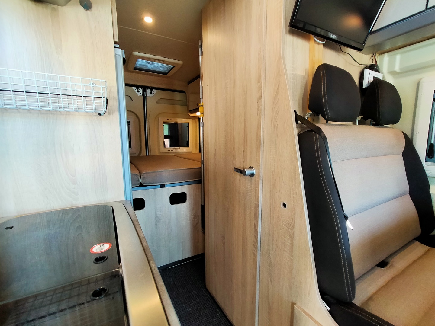 Clever Van Buscamper 599 cm