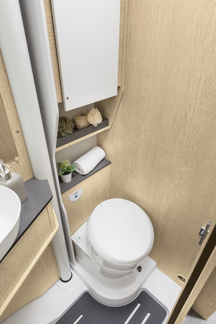 GiottiLine Compact C60 599 cm en 1100 kg laadvermogen!