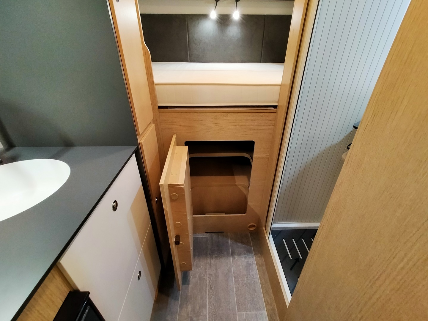 GiottiLine Compact C60 599 cm en 1100 kg laadvermogen!