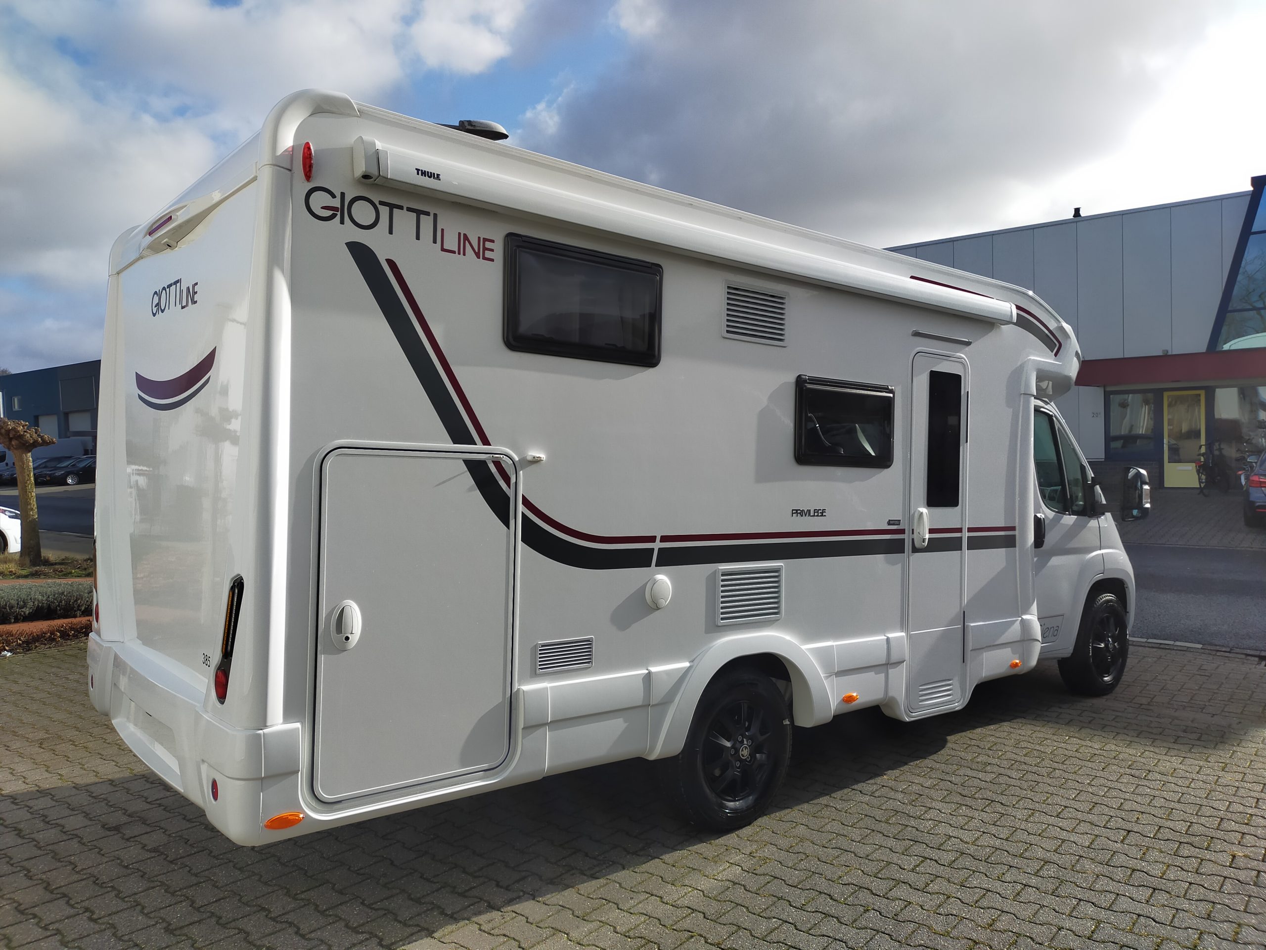 GiottiLine Siena 385 enkelebedden met hefbed 5 pers. Nieuw! model 24