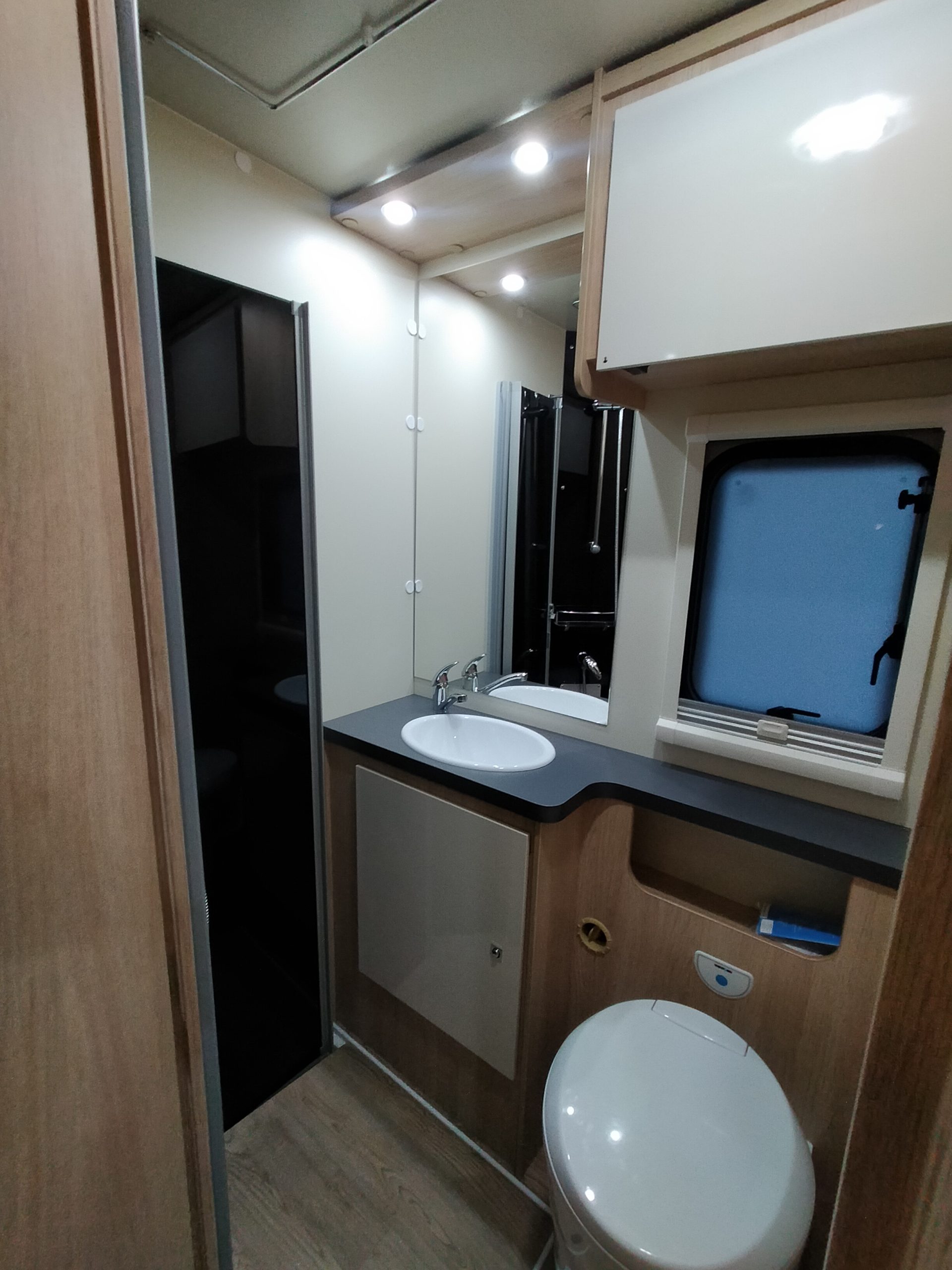 GiottiLine Siena 385 enkelebedden met hefbed 5 pers. Nieuw! model 24