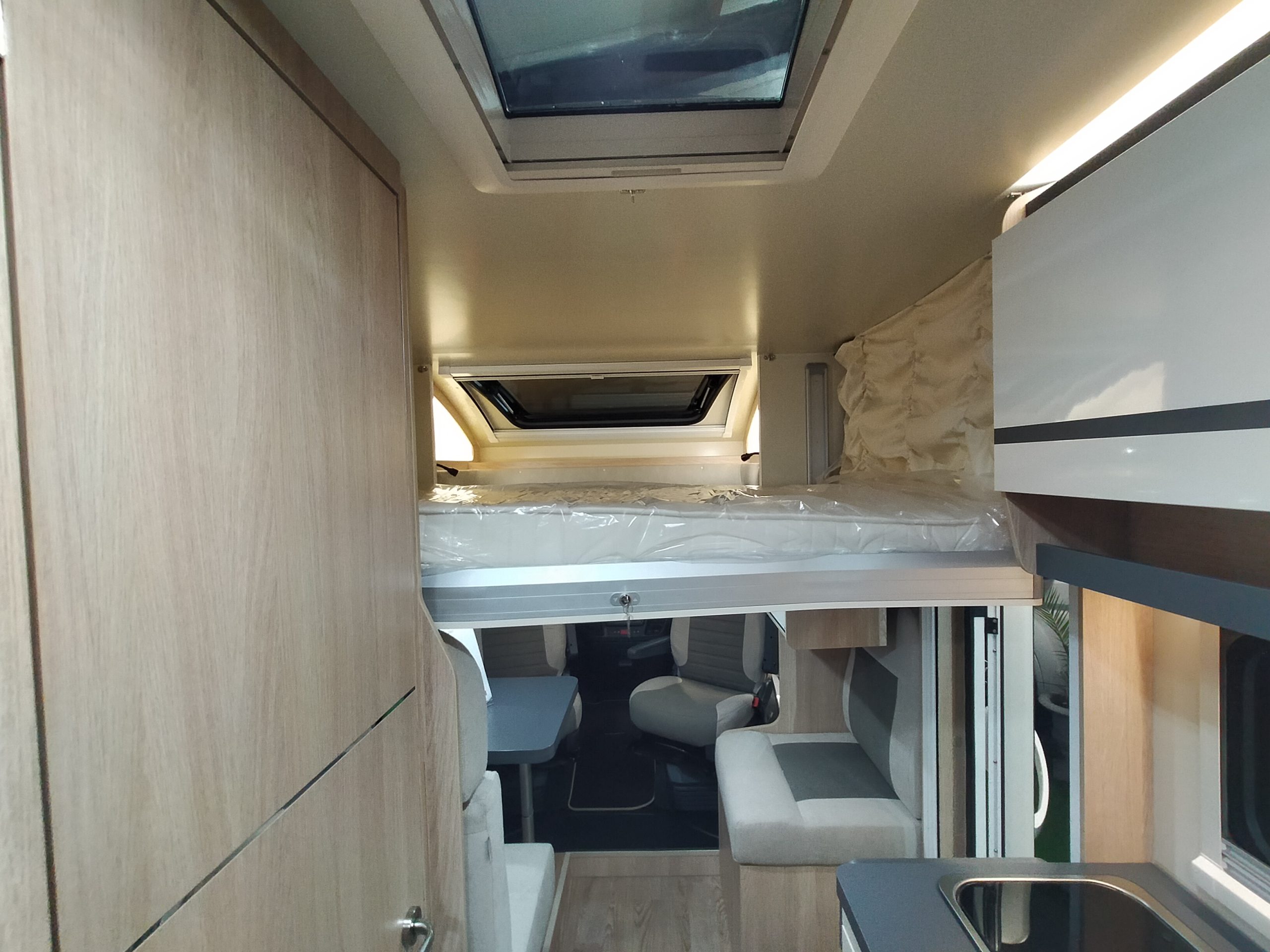 GiottiLine Siena 385 enkelebedden met hefbed 5 pers. Nieuw! model 24