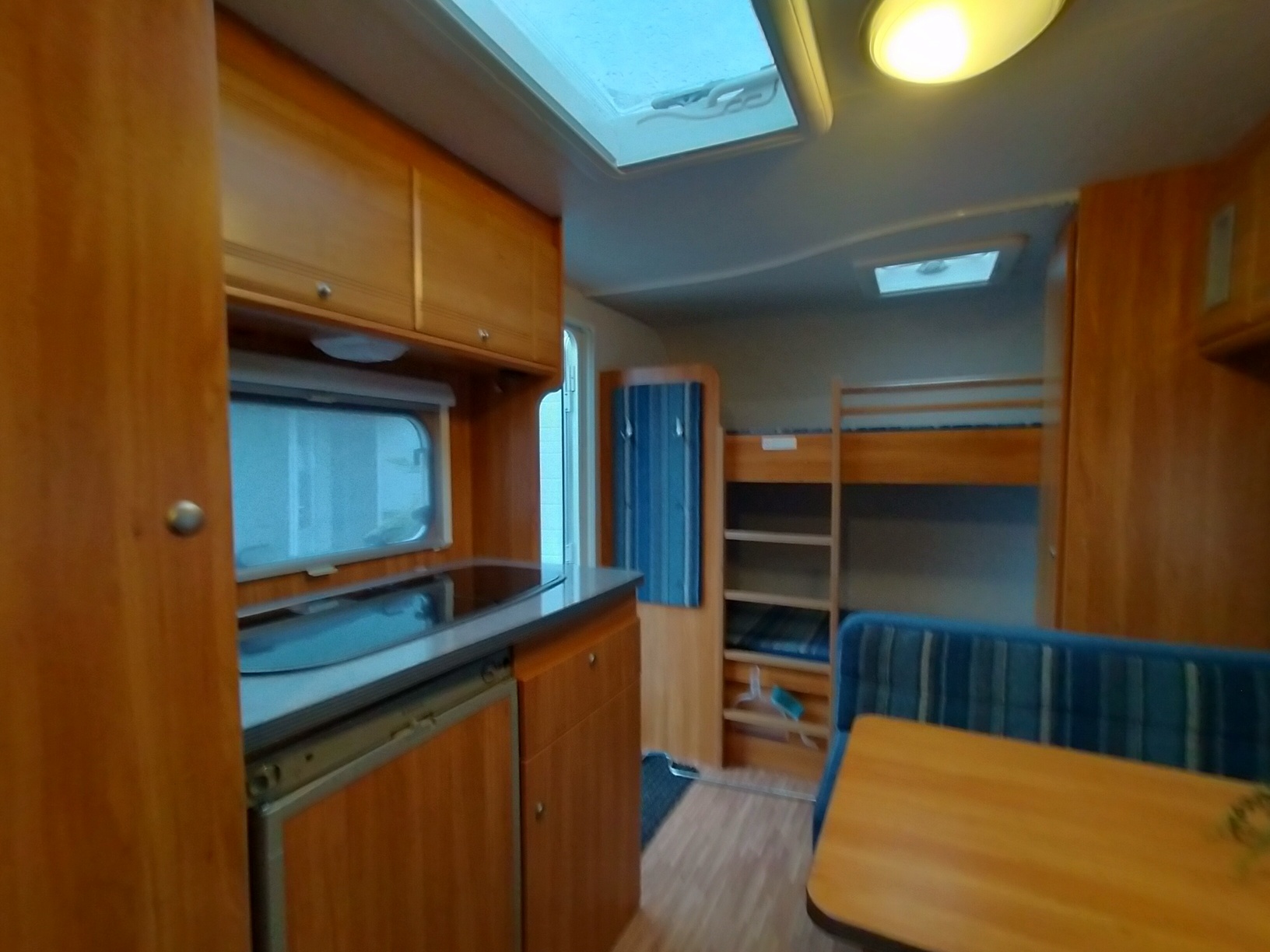 Burstner Premio 485 TK Stapelbed