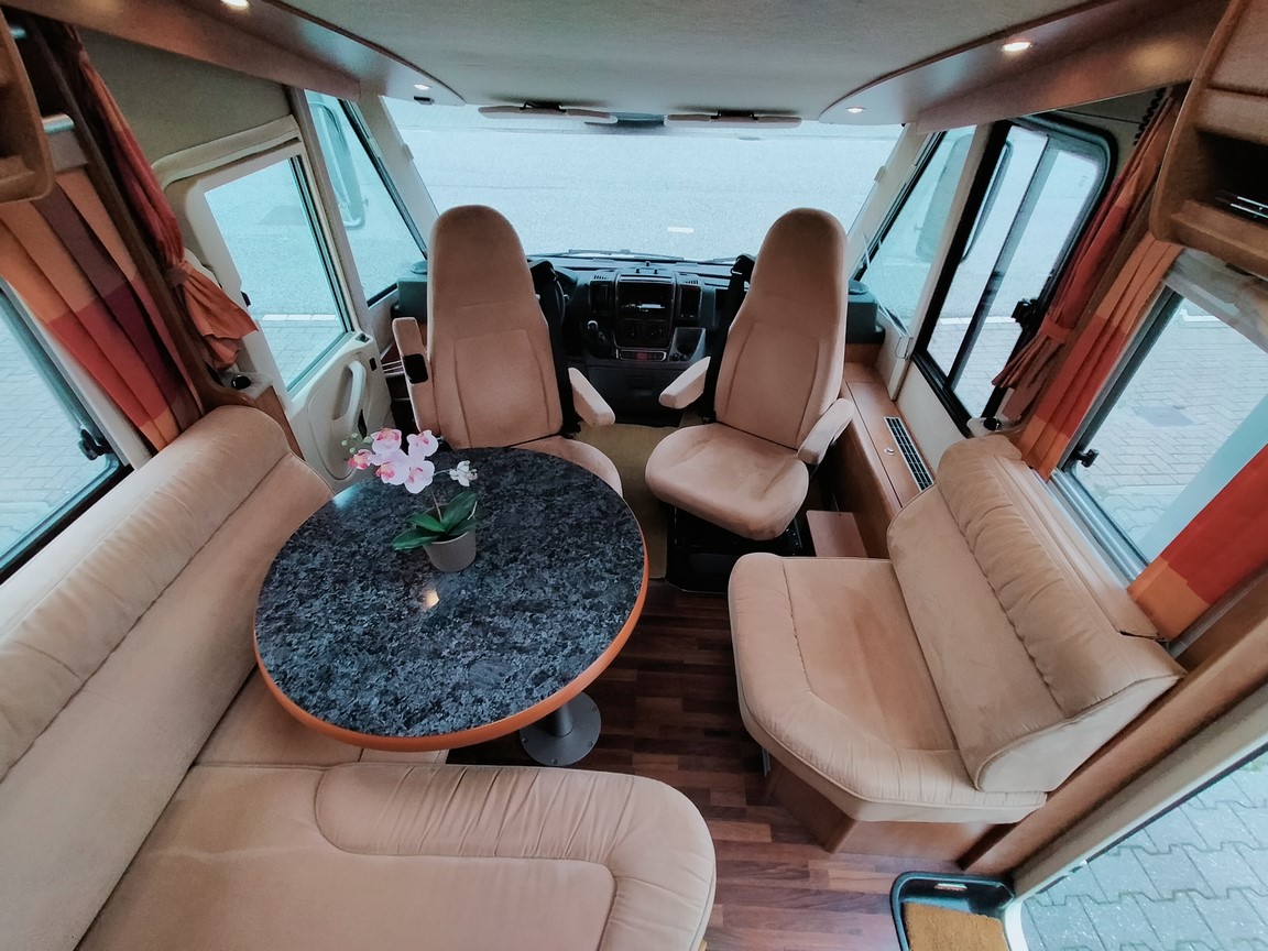 Carthago Chic-C-Line 44