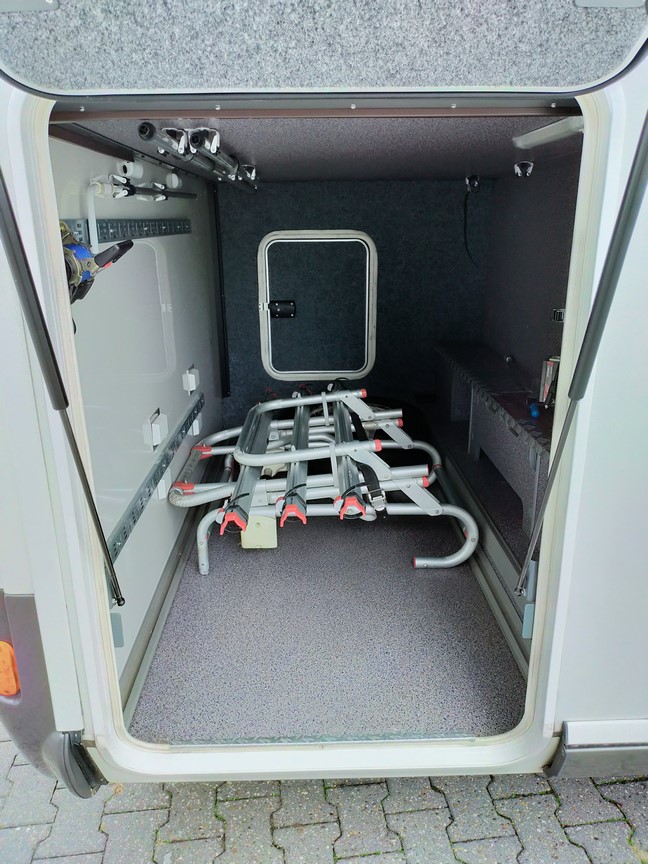 Carthago Chic-C-Line 44