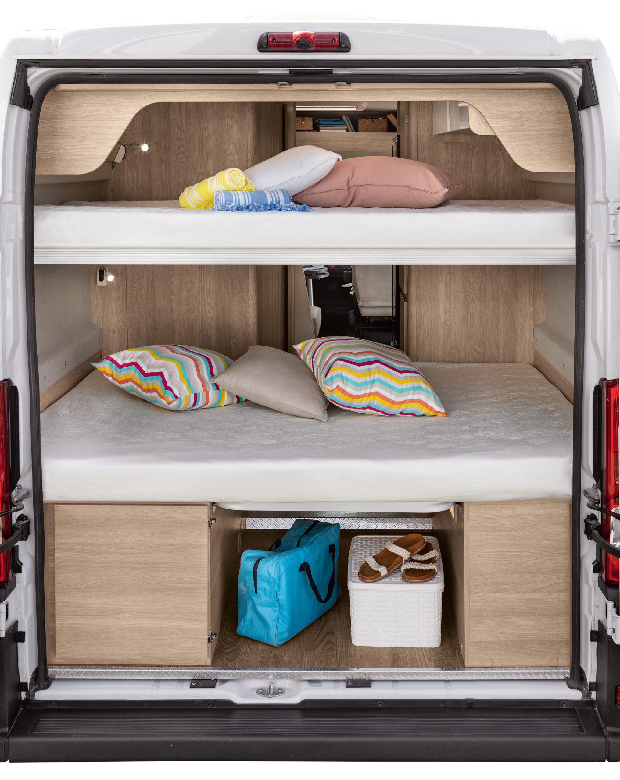 GiottiVan 60B 4 persoons met uitneembare stapelbedden