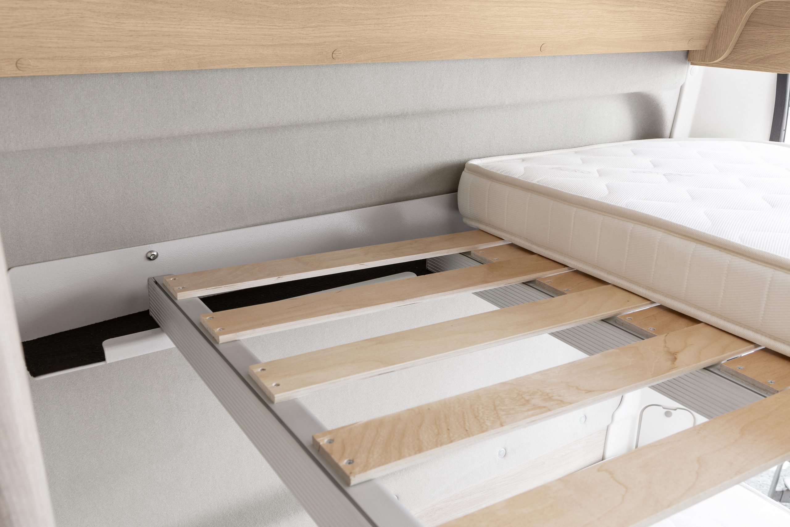 GiottiVan 60B 4 persoons met uitneembare stapelbedden