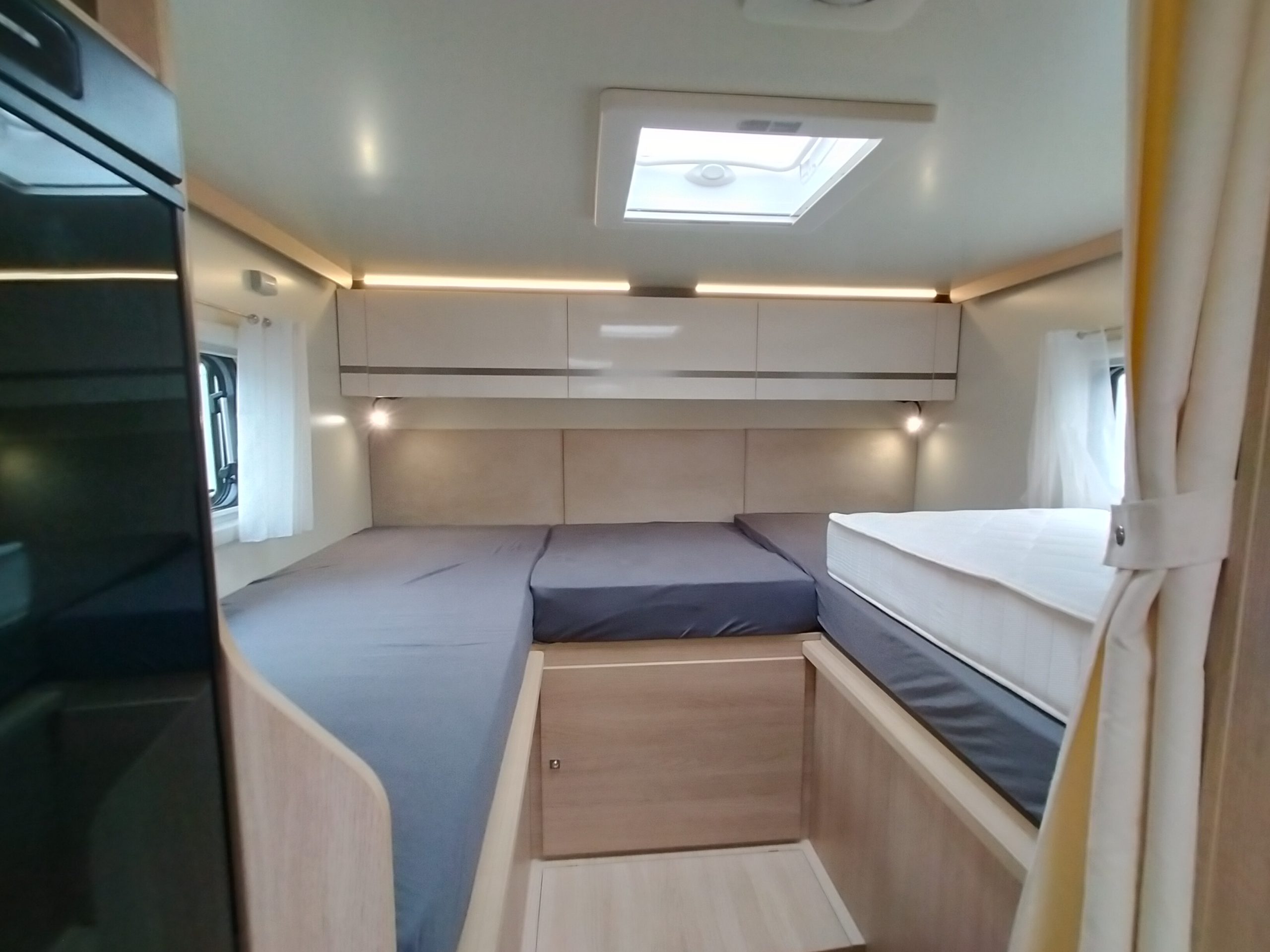 GiottiLine Siena 385 enkelebedden met hefbed 5 pers.