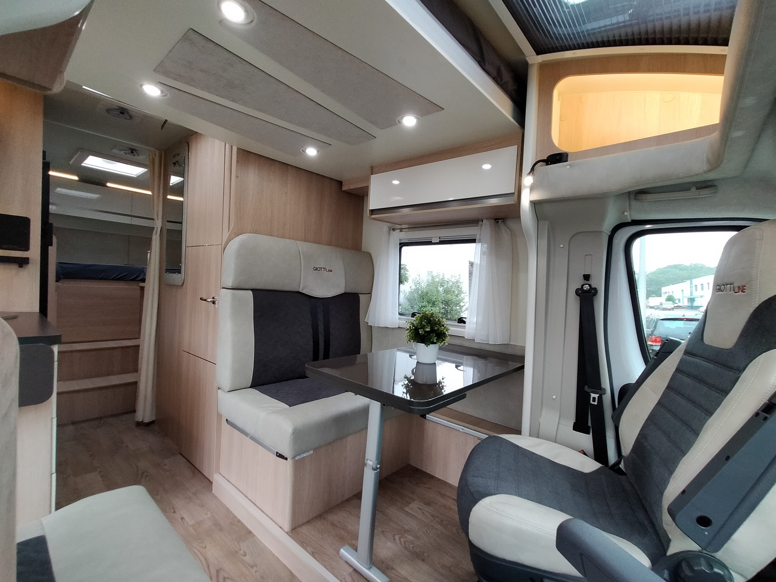 GiottiLine Siena 385 enkelebedden met hefbed 5 pers.