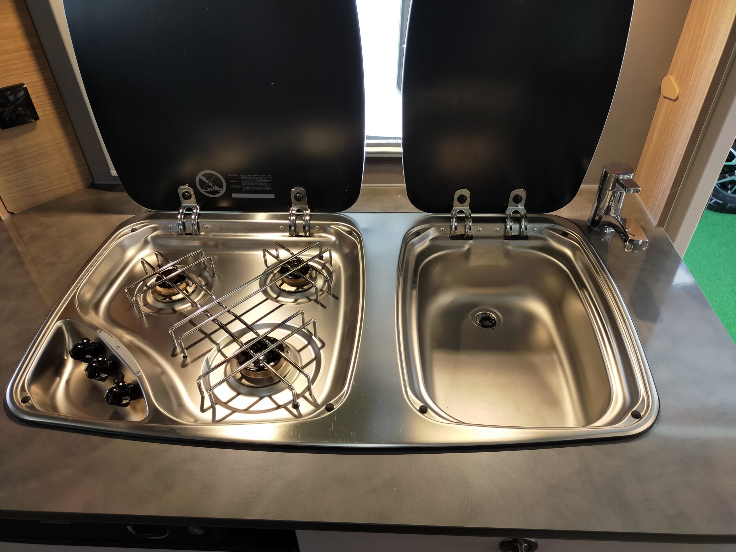 Burstner Premio 490 TL enkelebedden!