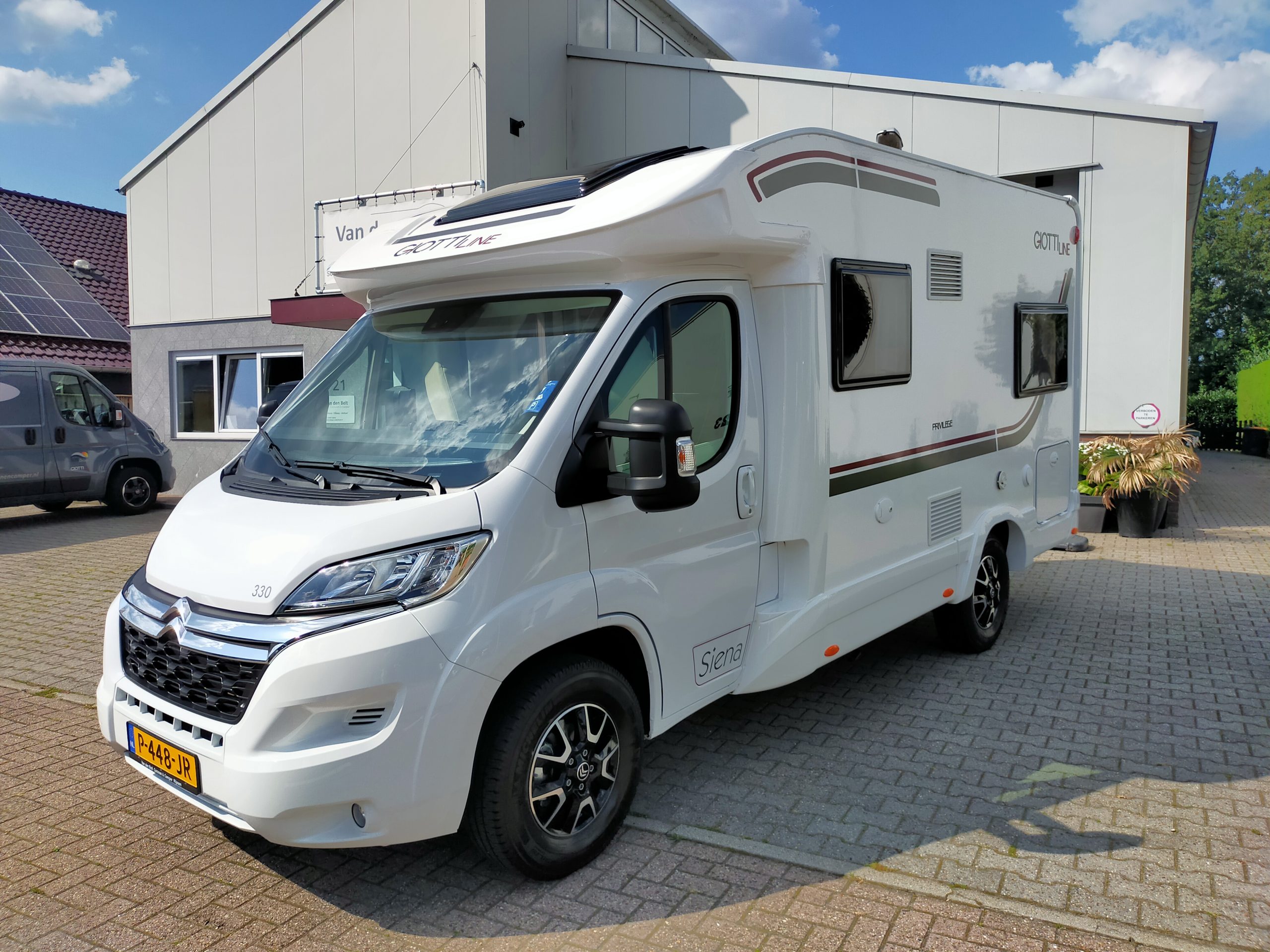 GiottiLine Siena 330 compact! 3 persoons