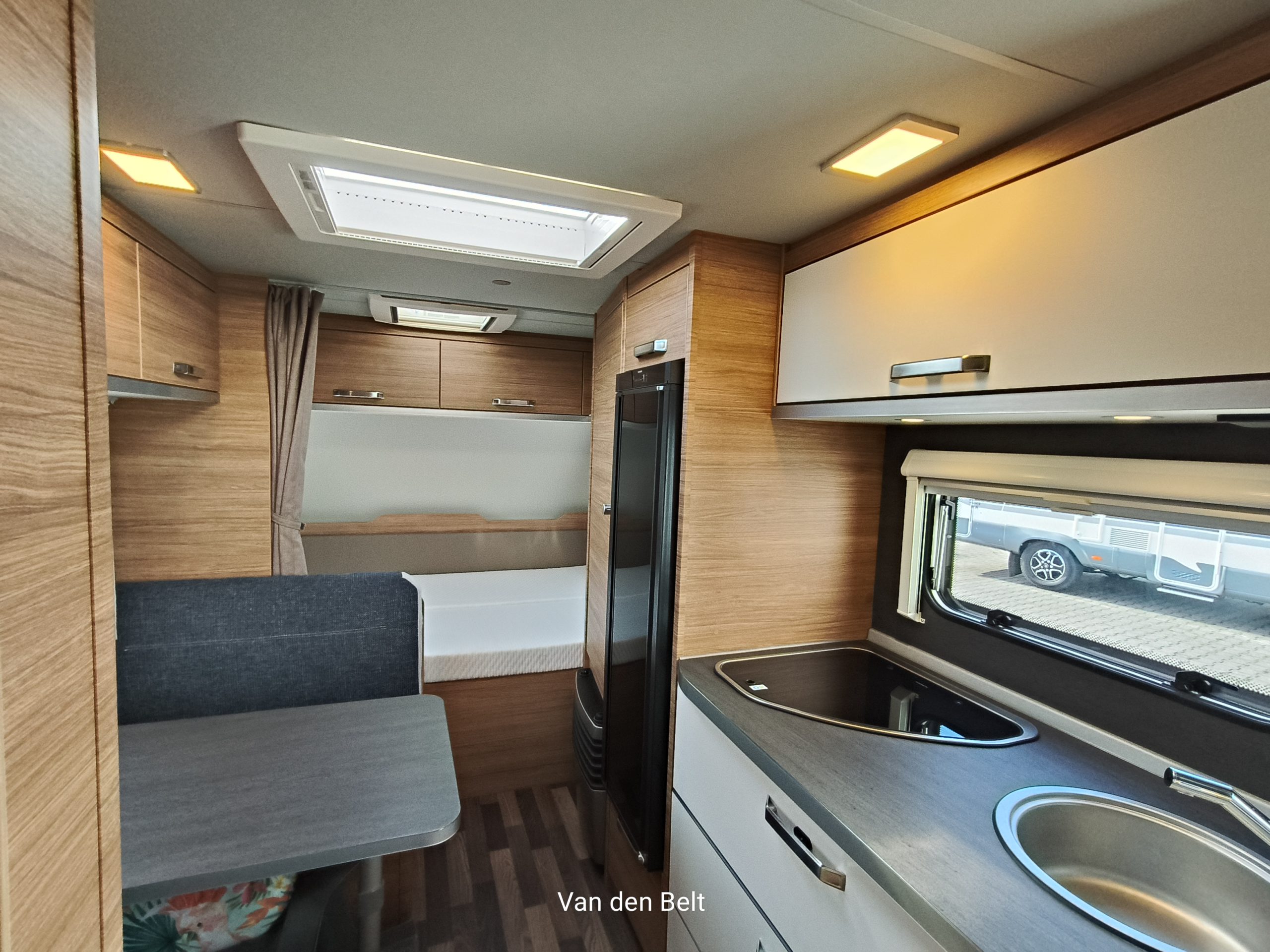 Weinsberg CaraOne 480 QDK Stapelbed