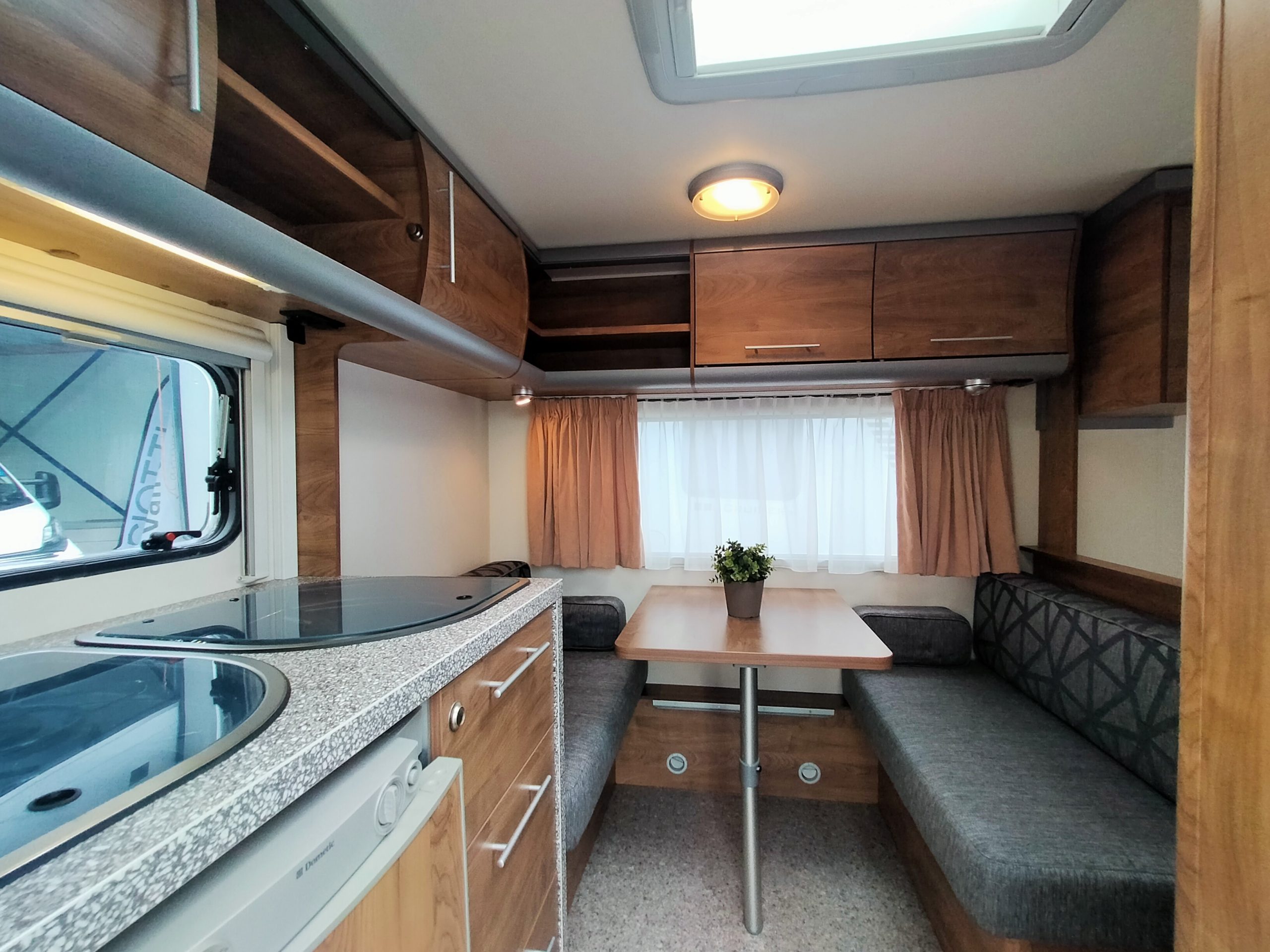 Home Star Racer 40 met fransbed