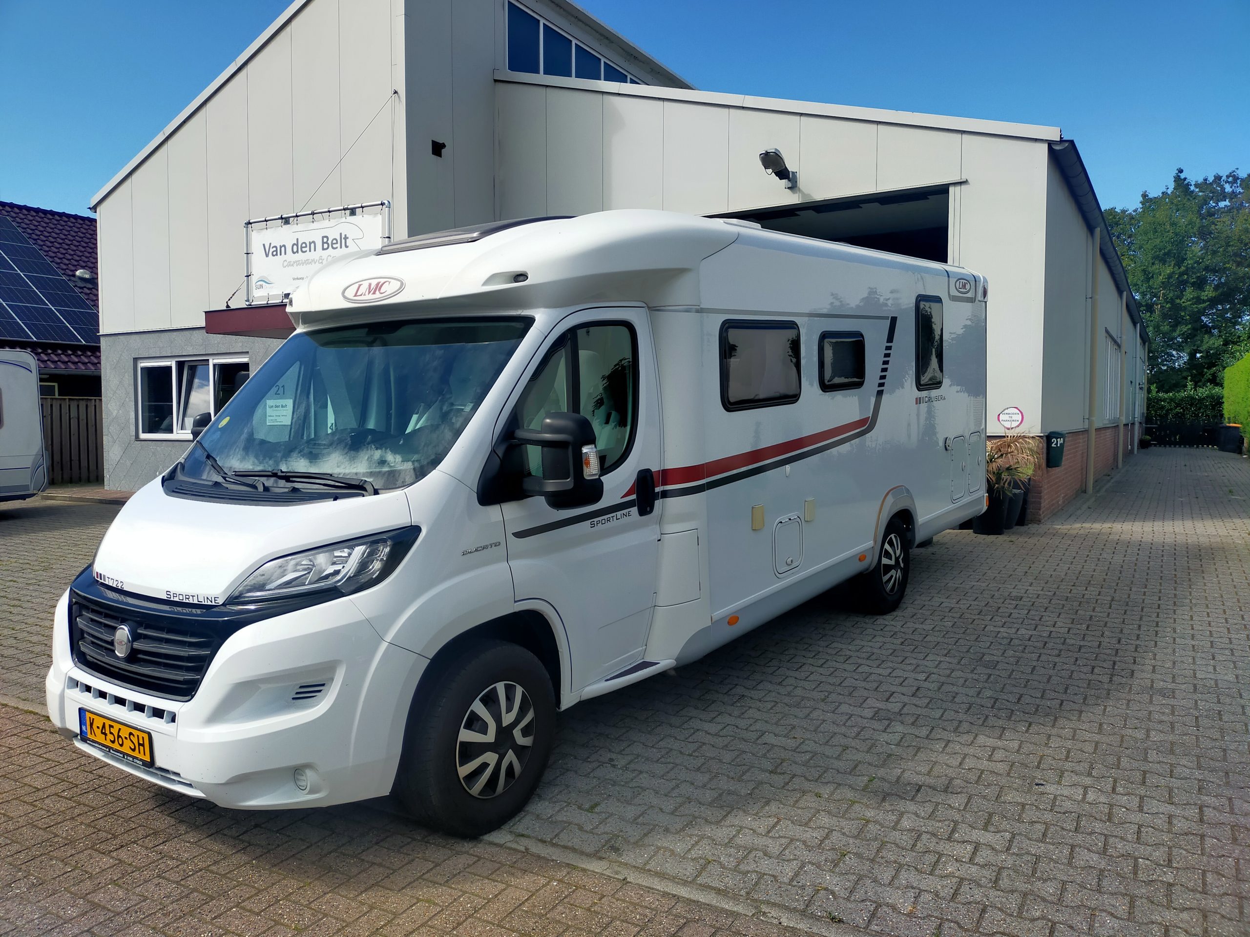 LMC Cruiser T 722 Qeensbed