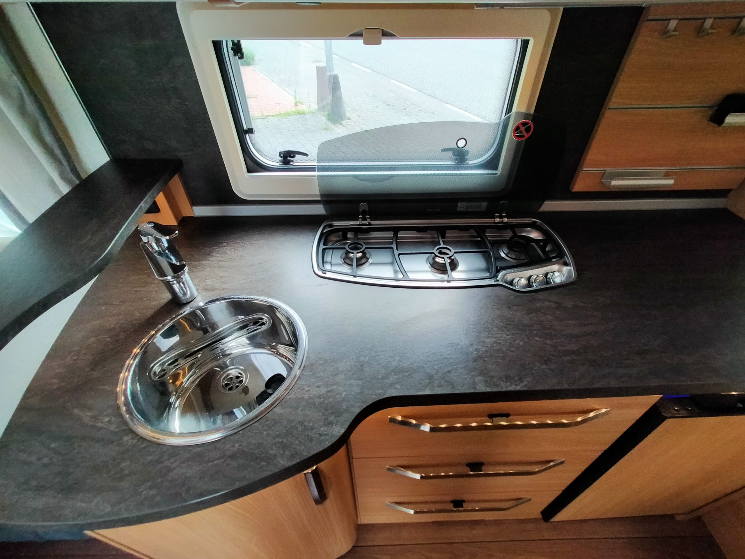 Knaus Suwind 500 FU ZILVER Selection