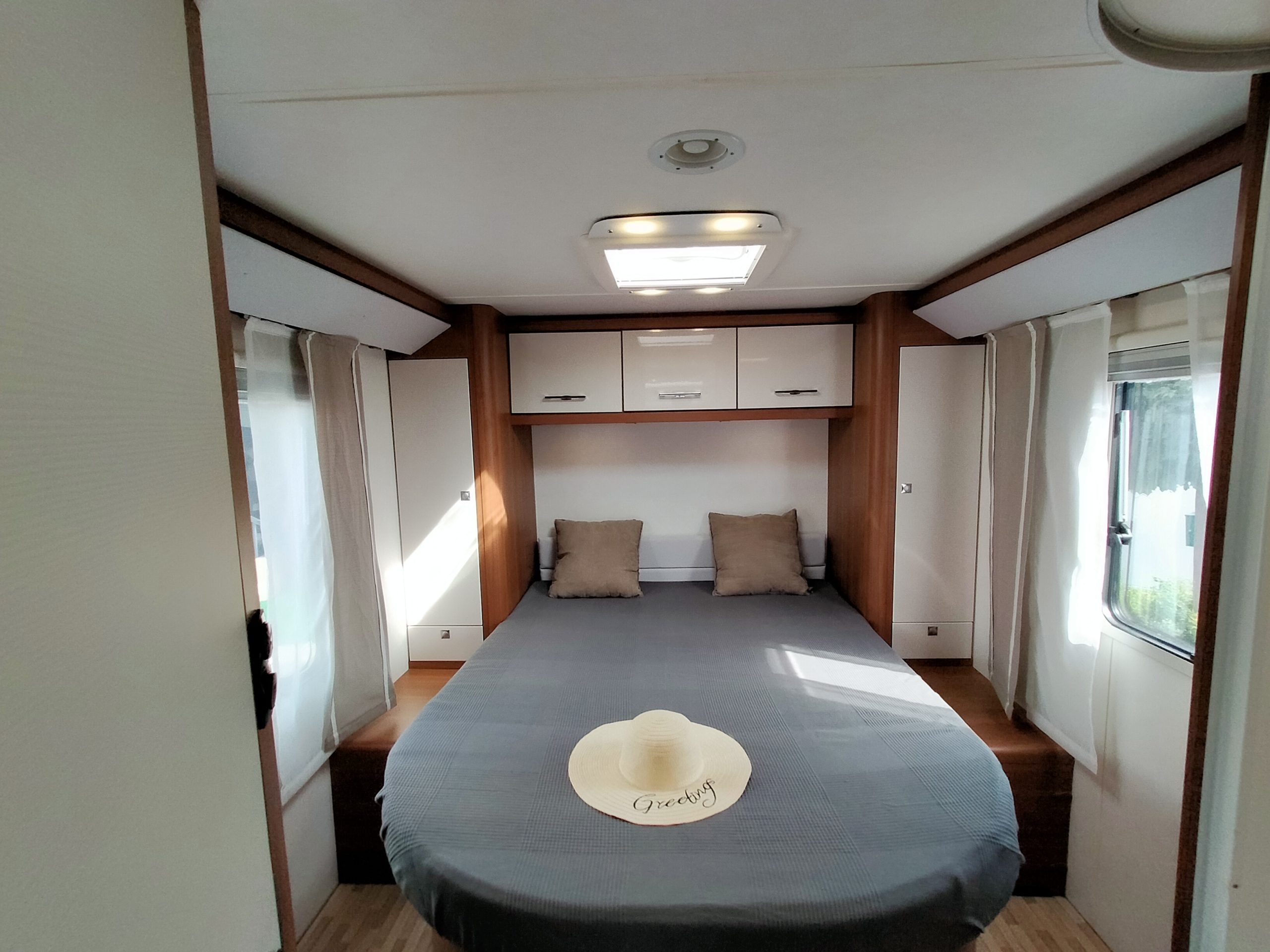 LMC Cruiser T 722 Qeensbed