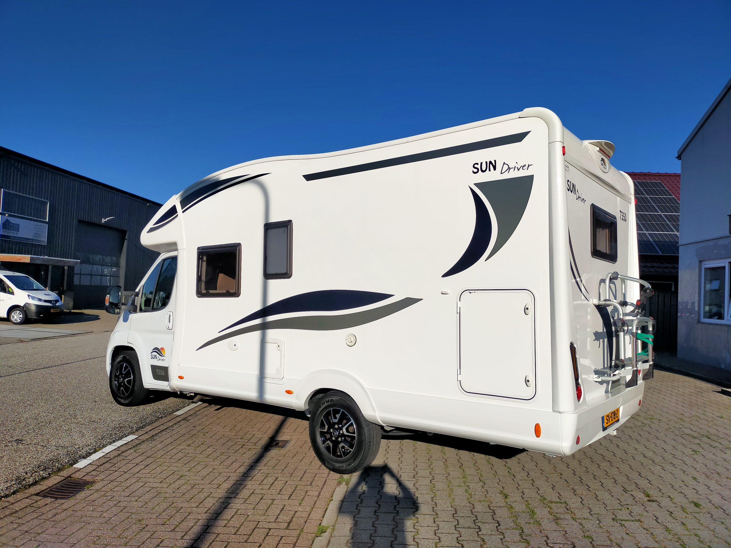 Sun Driver T550 dwarsbed en hefbed 5 persoons!