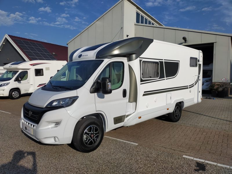 Camper Sun Driver T690 lengtebedden Van den Belt caravan en camper Gelijk aan Adria matrix (4)