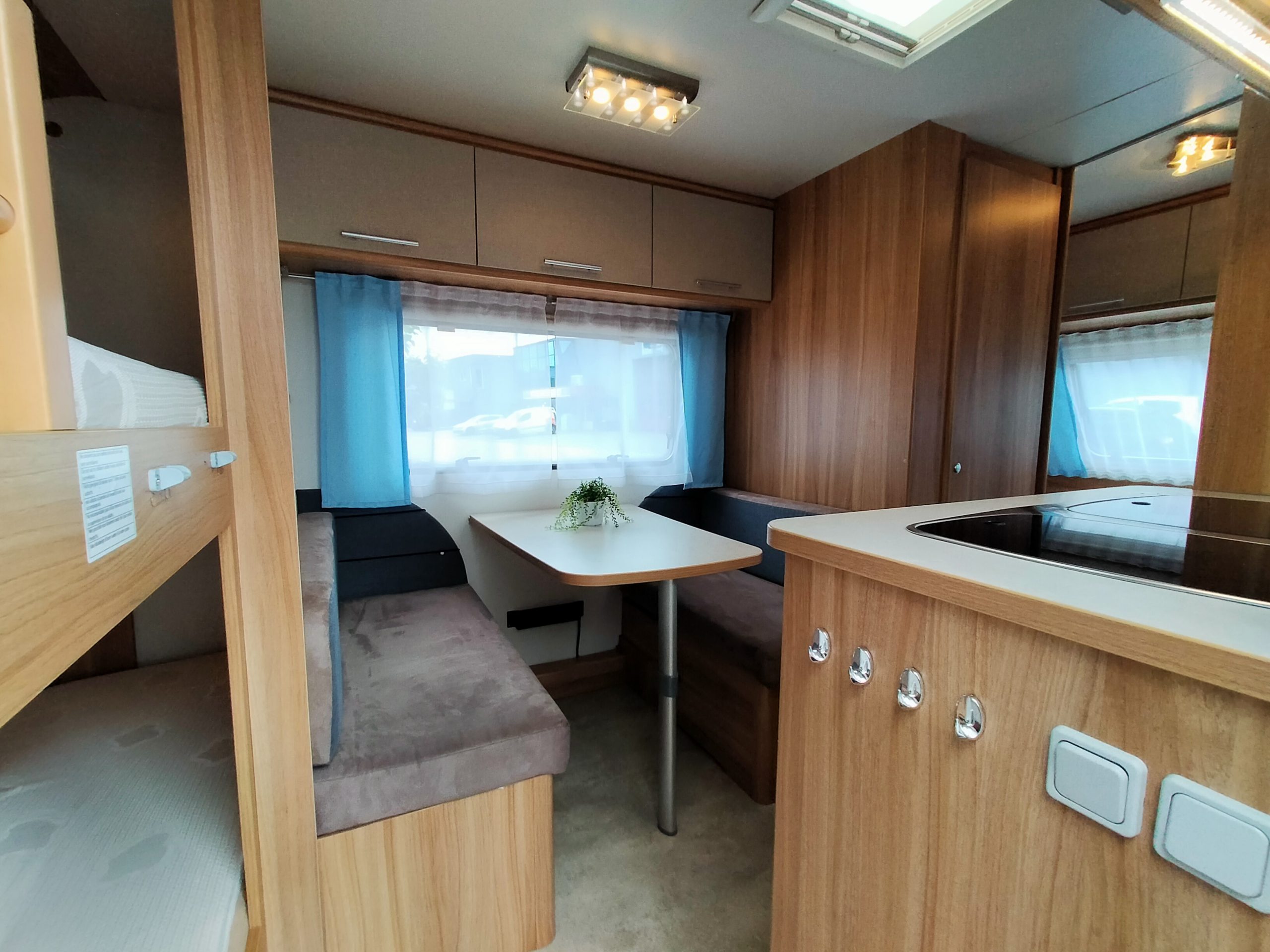 Caravelair BLUE C 426 Stapelbed!