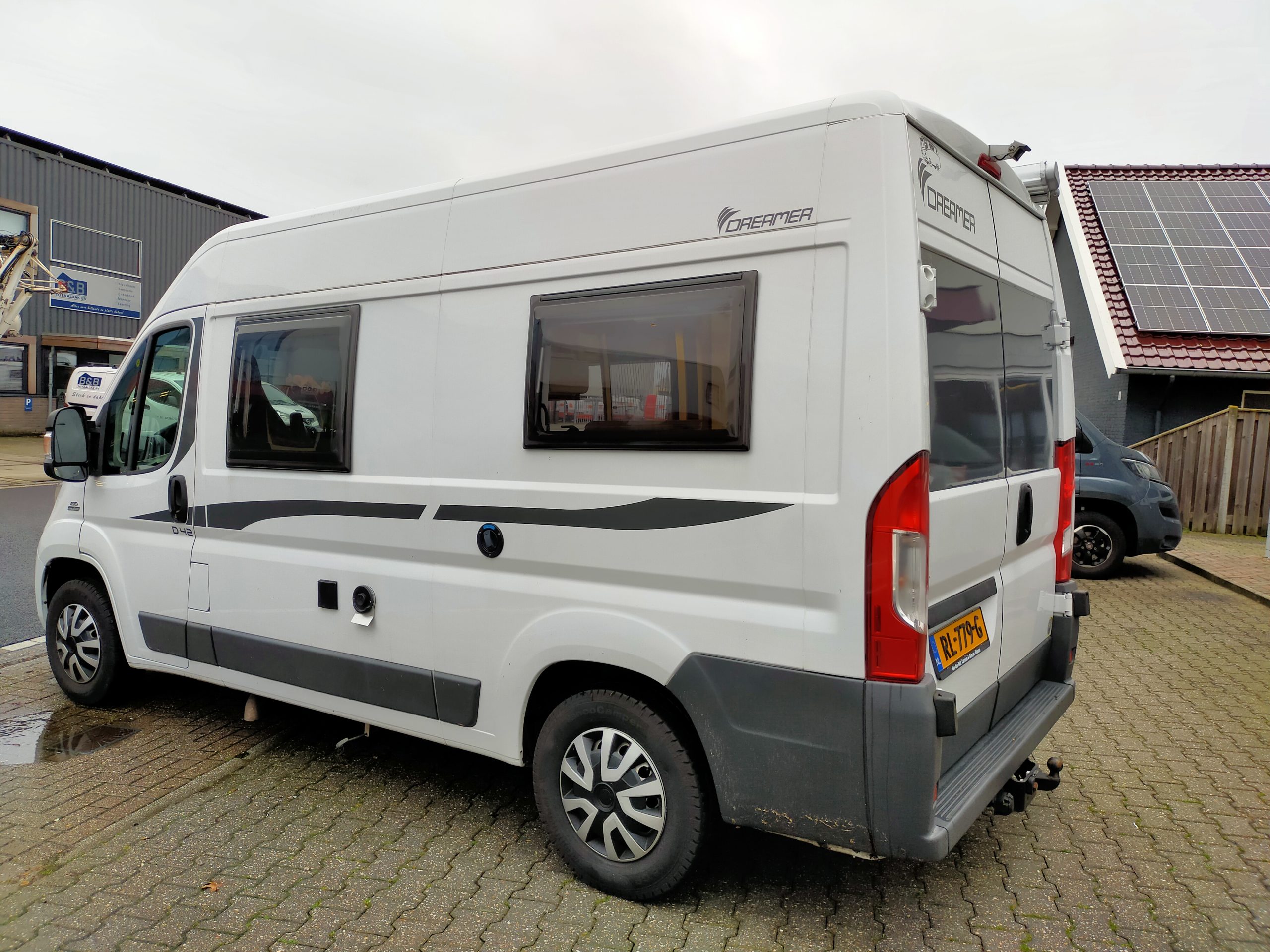 Dreamer D42 Compact met fransbed 540 cm