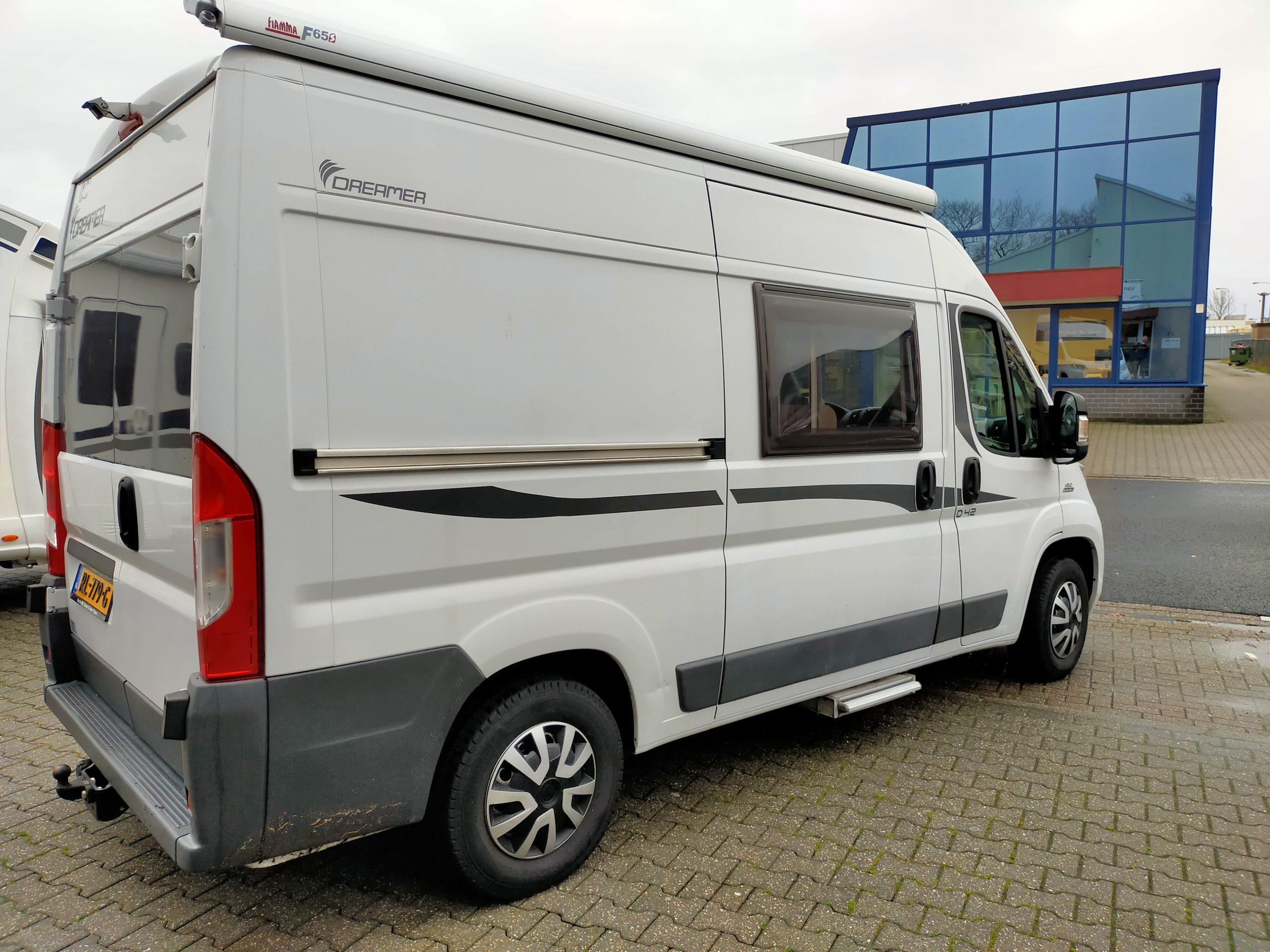 Dreamer D42 Compact met fransbed 540 cm