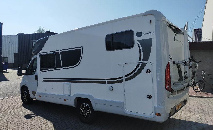 Sun Driver T690 Premium Lengte bedden en hefbed 5 pers. Automaat