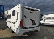 Sun Driver T695 Premium Queensbed en hefbed 5 gordel plekken. Automaat Nieuw!