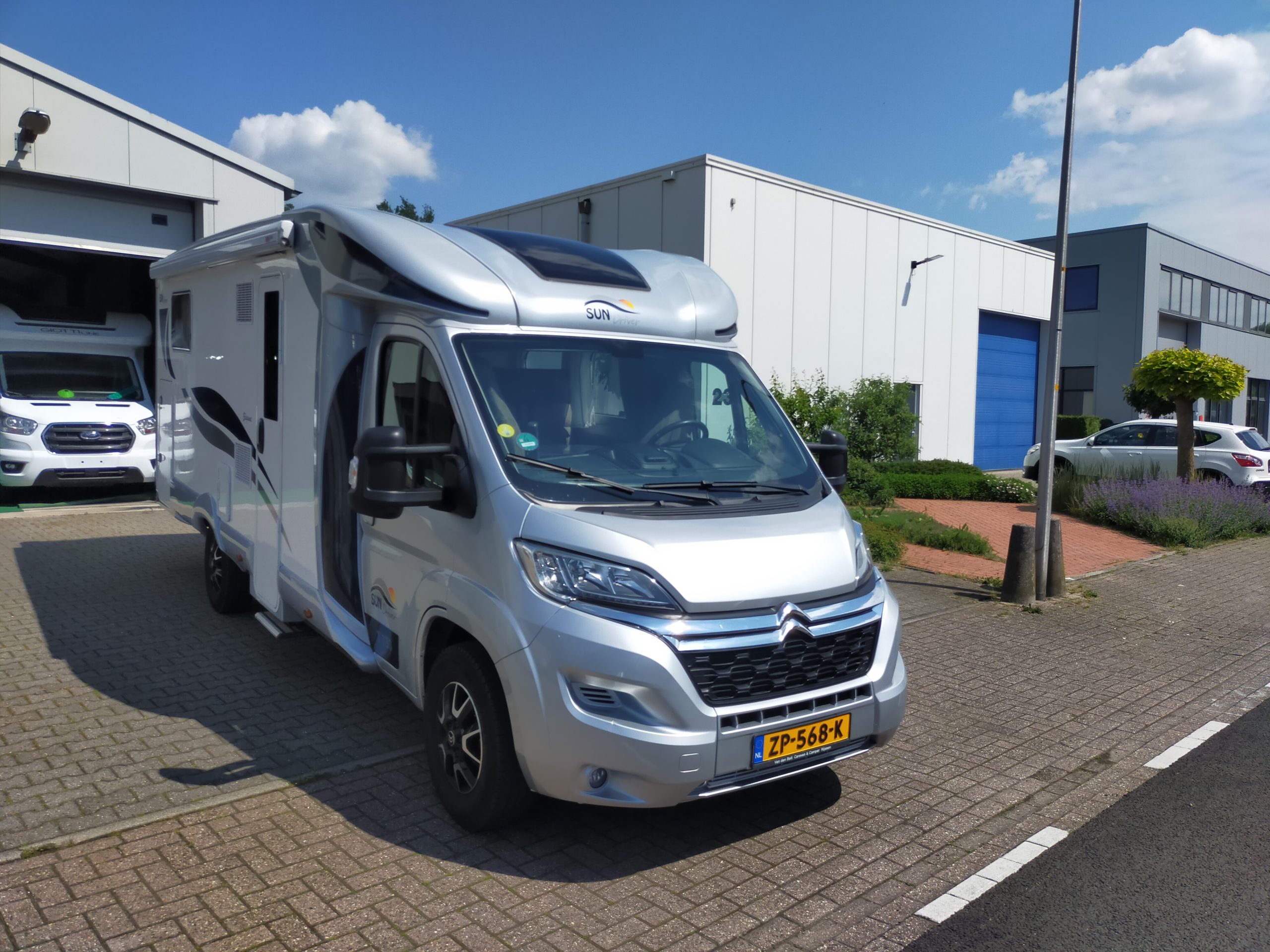 Sun Driver T730 – Qeensbed & Hefbed- 5 gordelplekken!