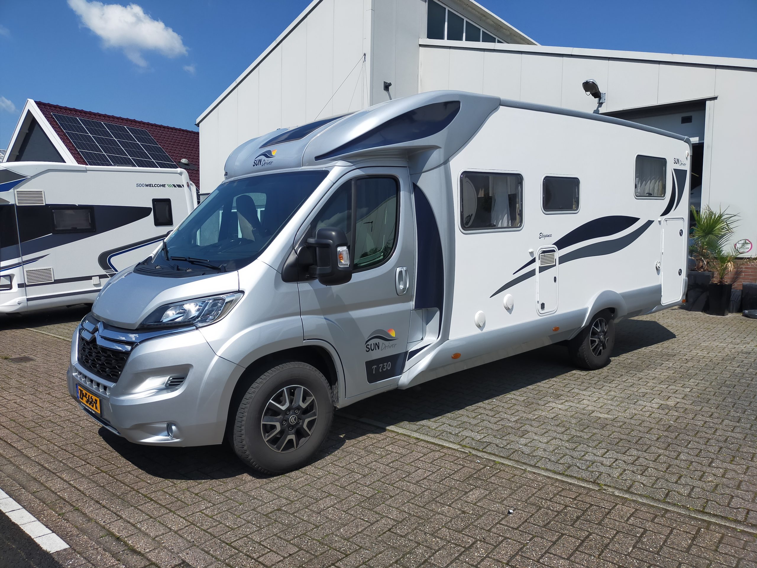 Sun Driver T730 – Qeensbed & Hefbed- 5 gordelplekken!