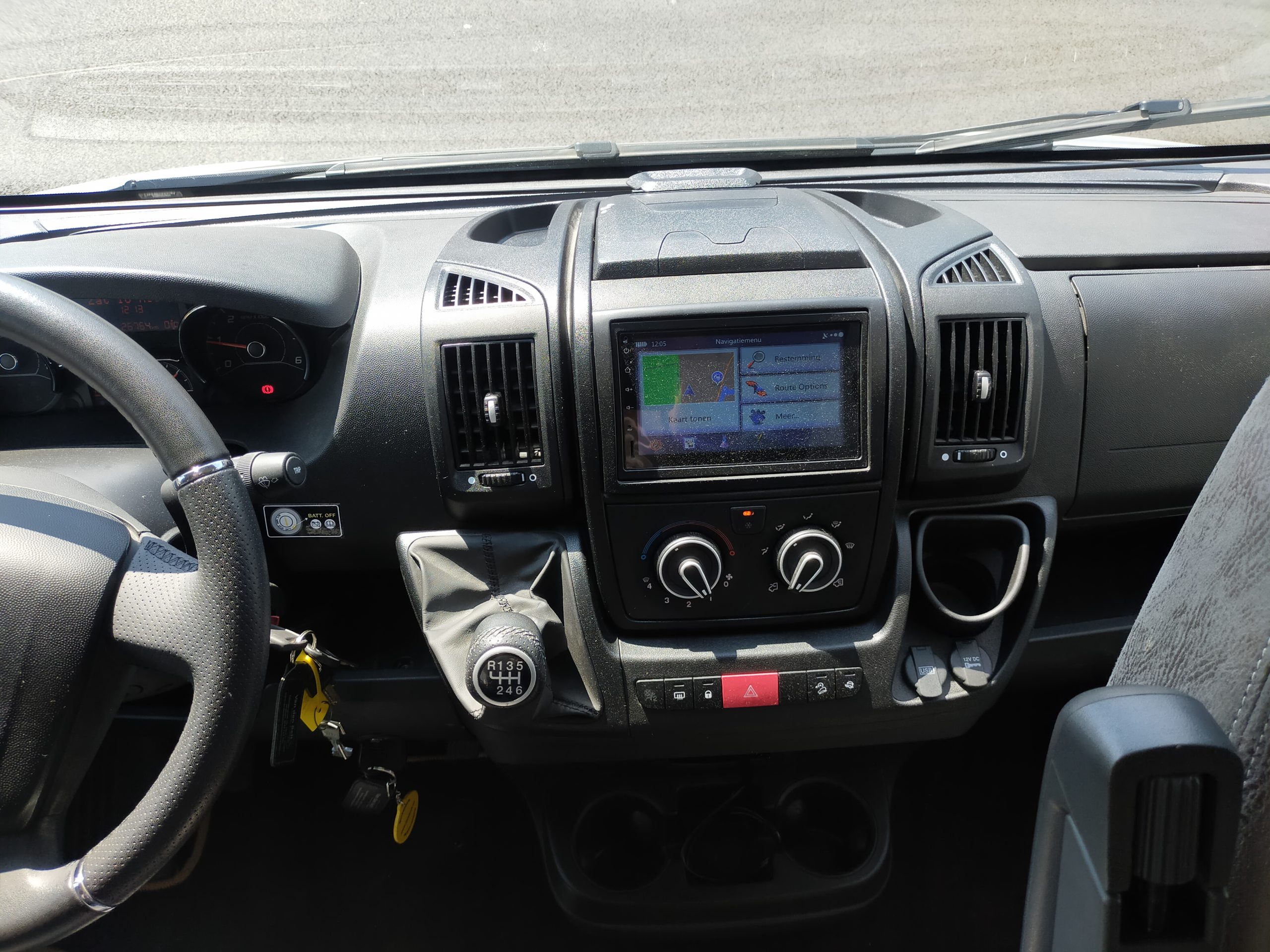 Sun Driver T730 – Qeensbed & Hefbed- 5 gordelplekken!