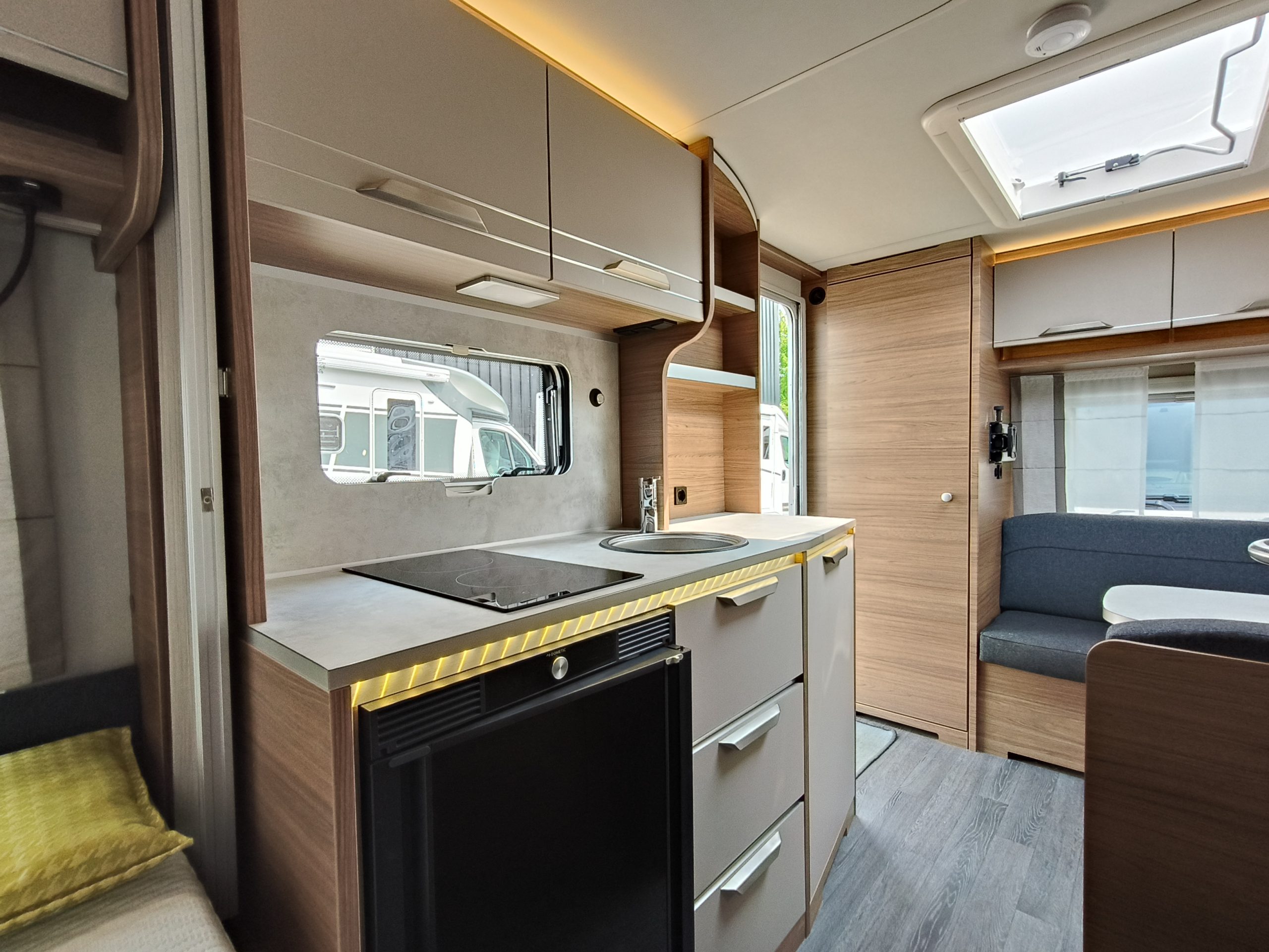 Knaus Sport E-power 420 QD