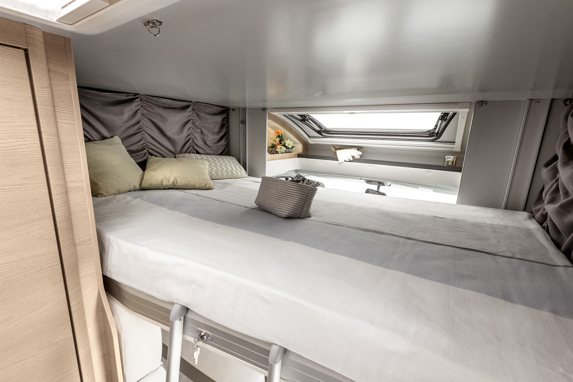 GiottiLine Siena 385  Premiere Edition enkelebedden met hefbed 5 pers.  model 25 automaat