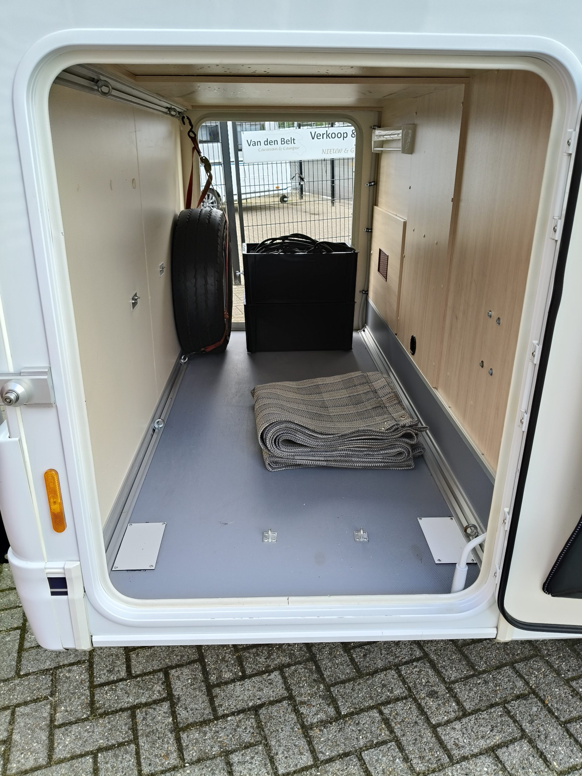 Hobby Siesta T65GE lengtebedden